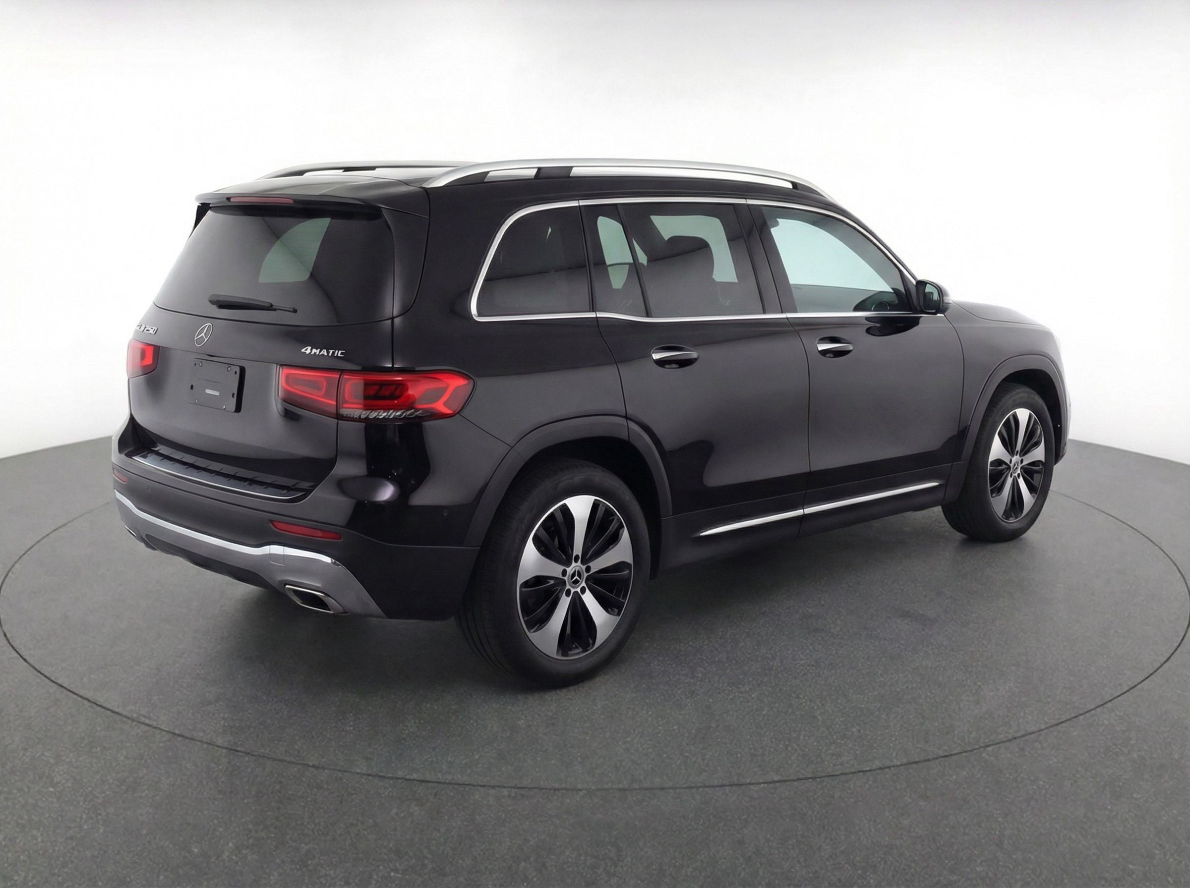 Thumbnail: 2025 Mercedes-Benz GLB - 7