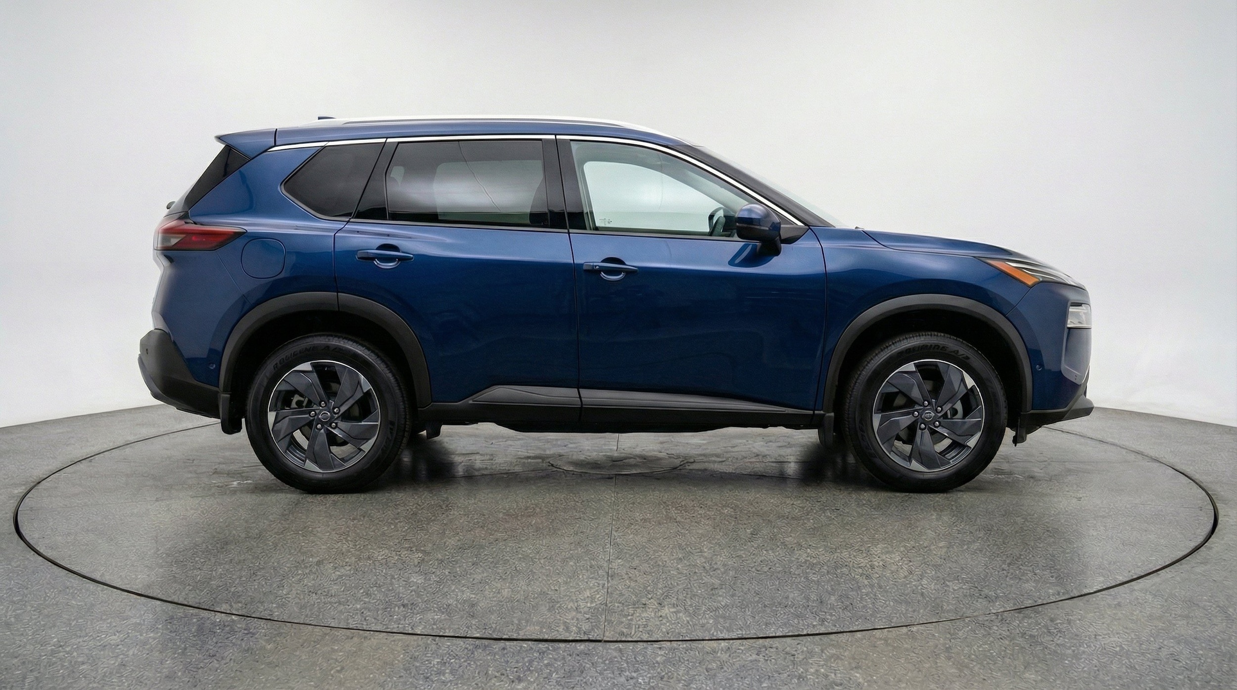 Thumbnail: 2025 Nissan Rogue - 11
