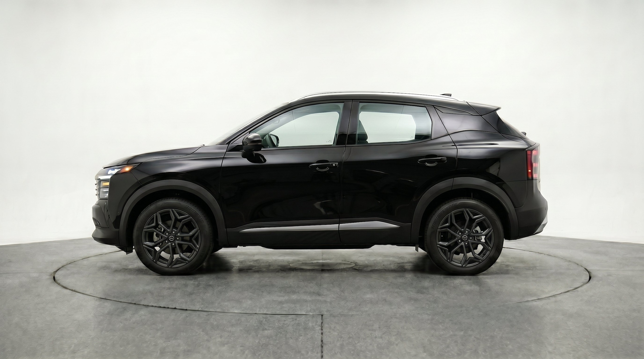 Thumbnail: 2026 Nissan Kicks - 5
