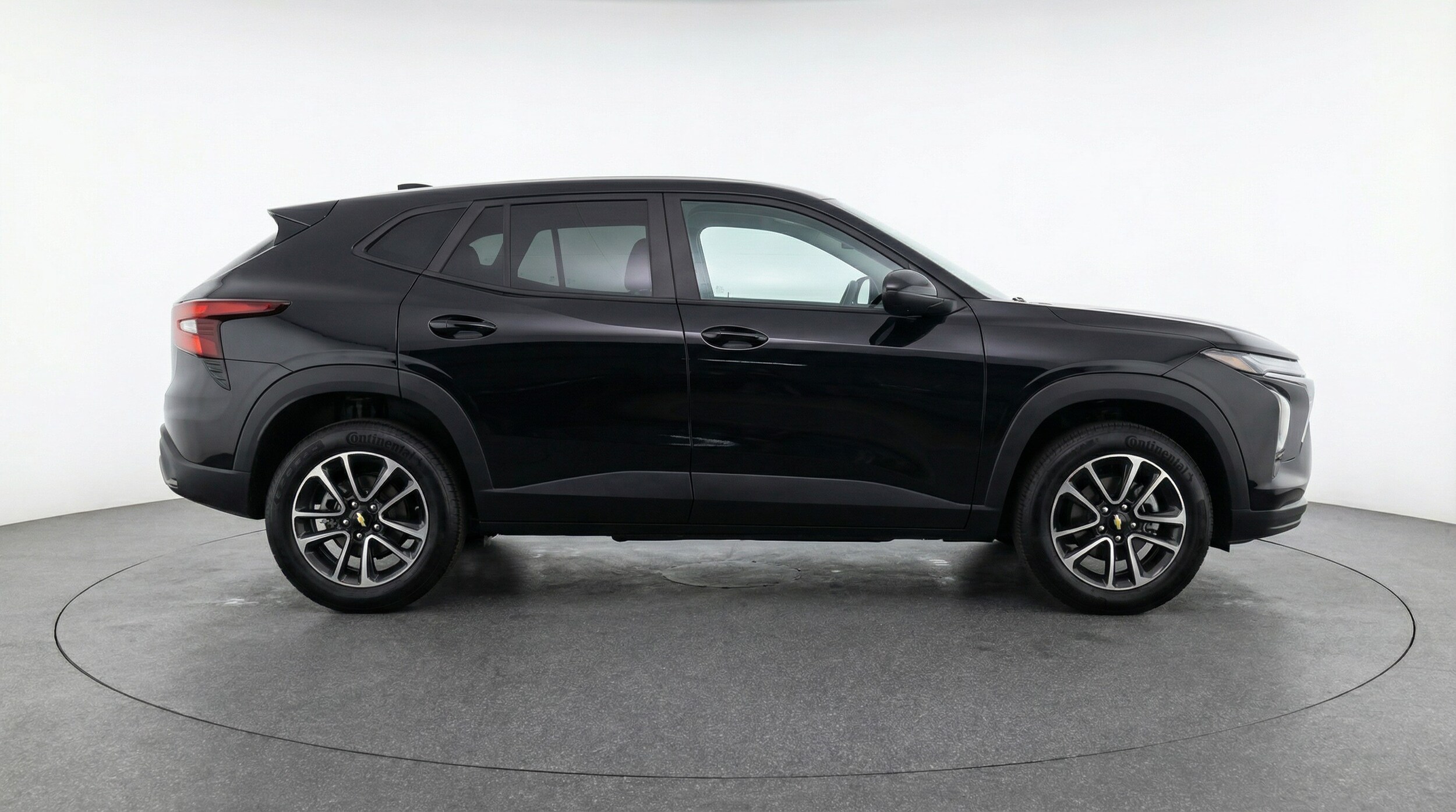 Thumbnail: 2025 Chevrolet TrailBlazer - 8
