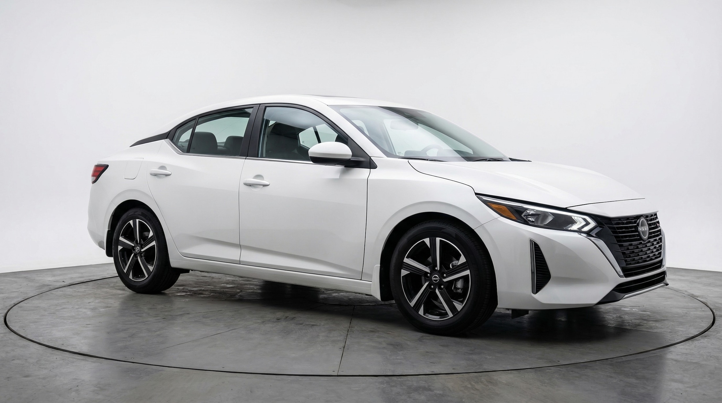 Thumbnail: 2025 Nissan Sentra - 1