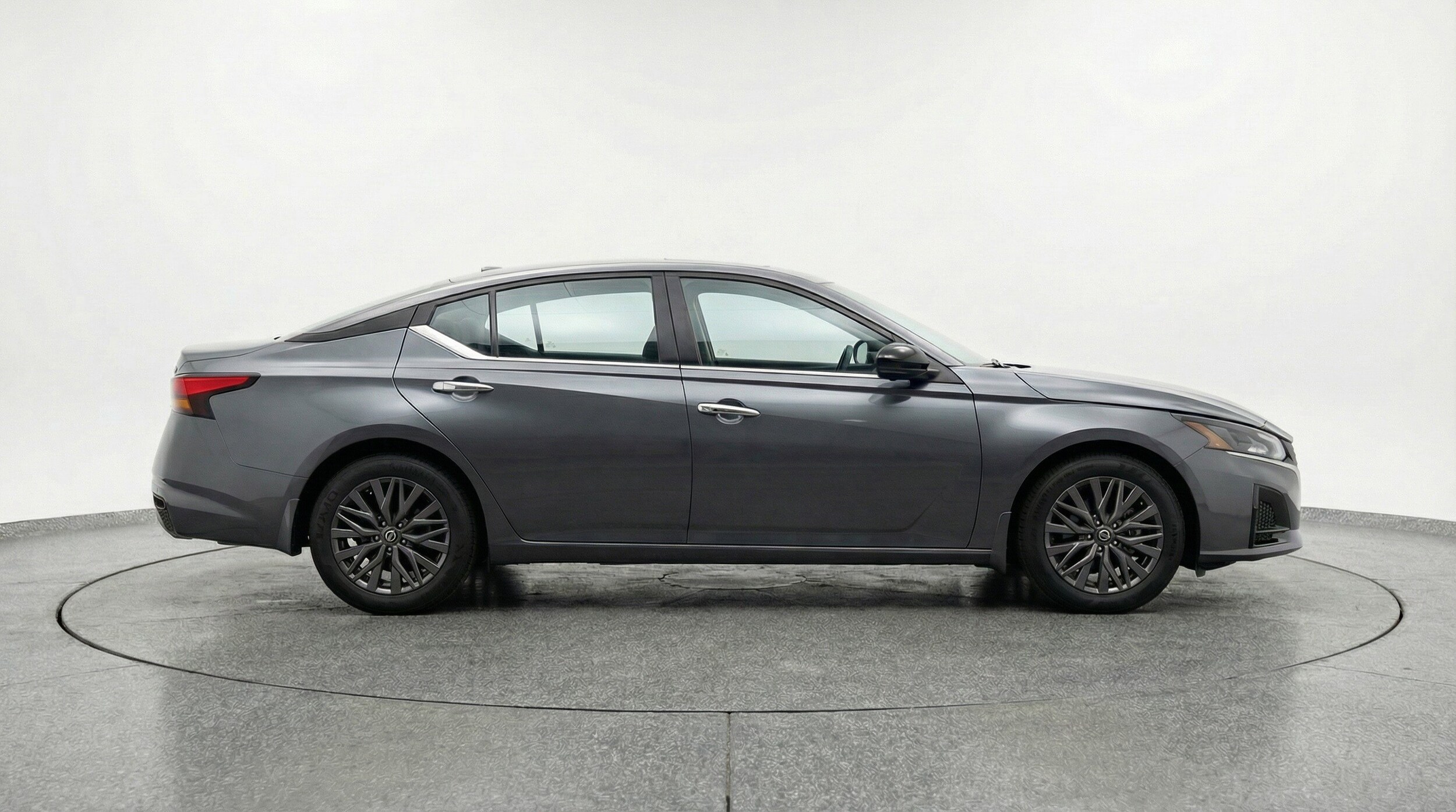 Thumbnail: 2025 Nissan Altima - 11