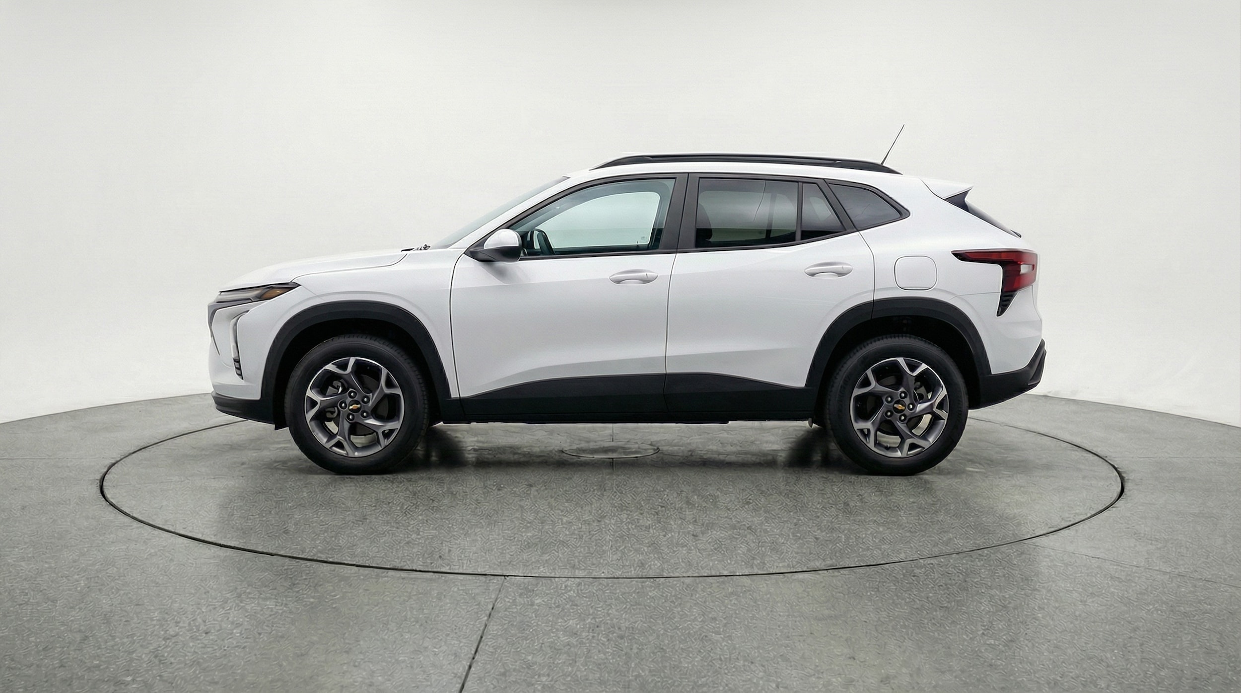 Thumbnail: 2025 Chevrolet Trax - 4