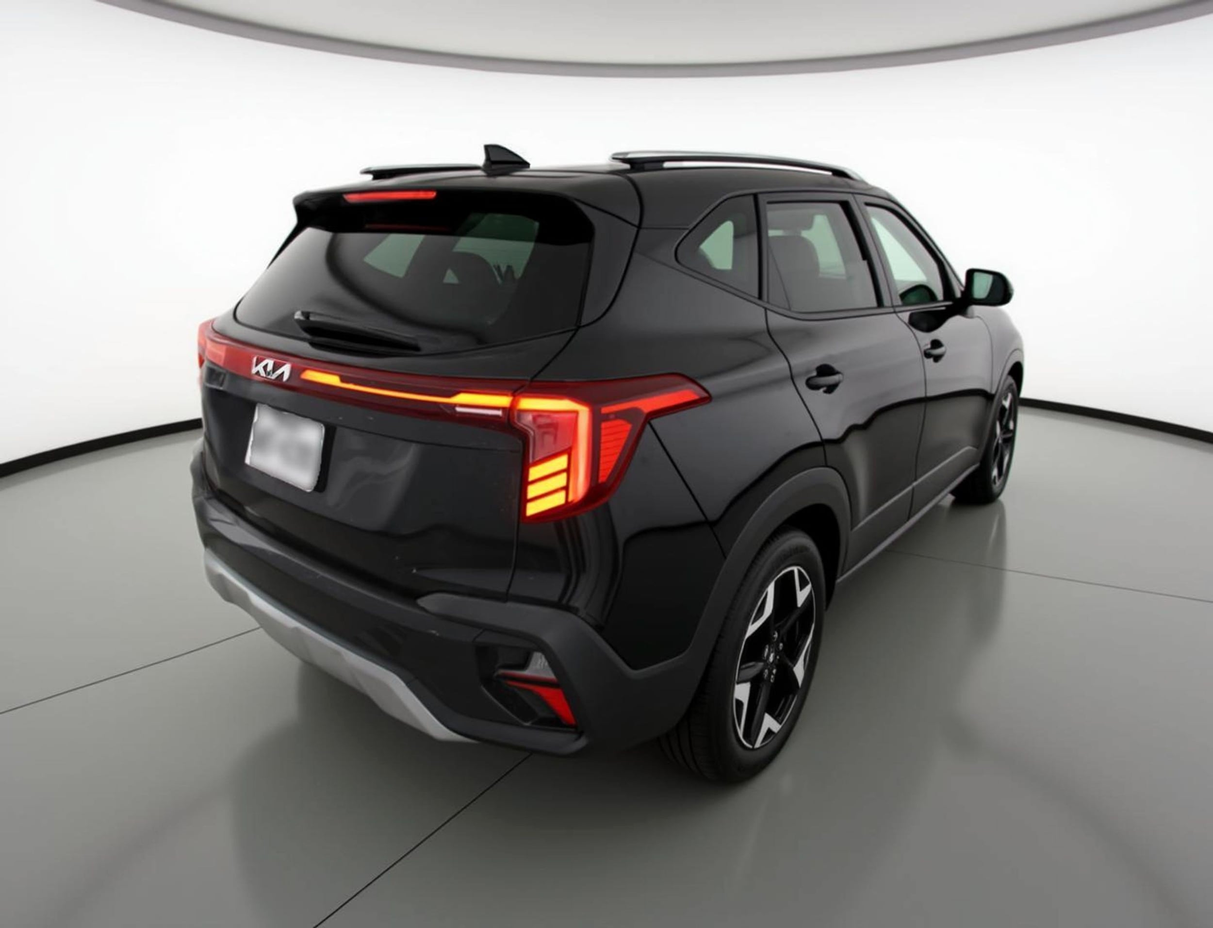 Thumbnail: 2025 Kia Seltos - 9