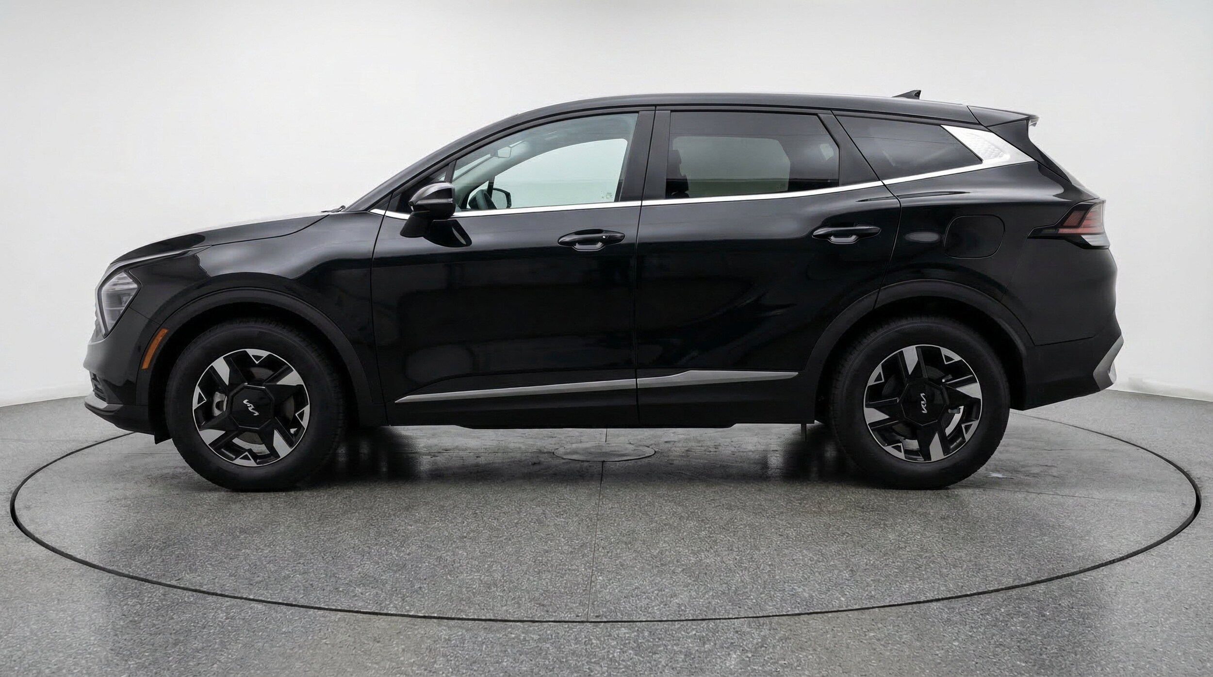Thumbnail: 2026 Kia Sportage - 5