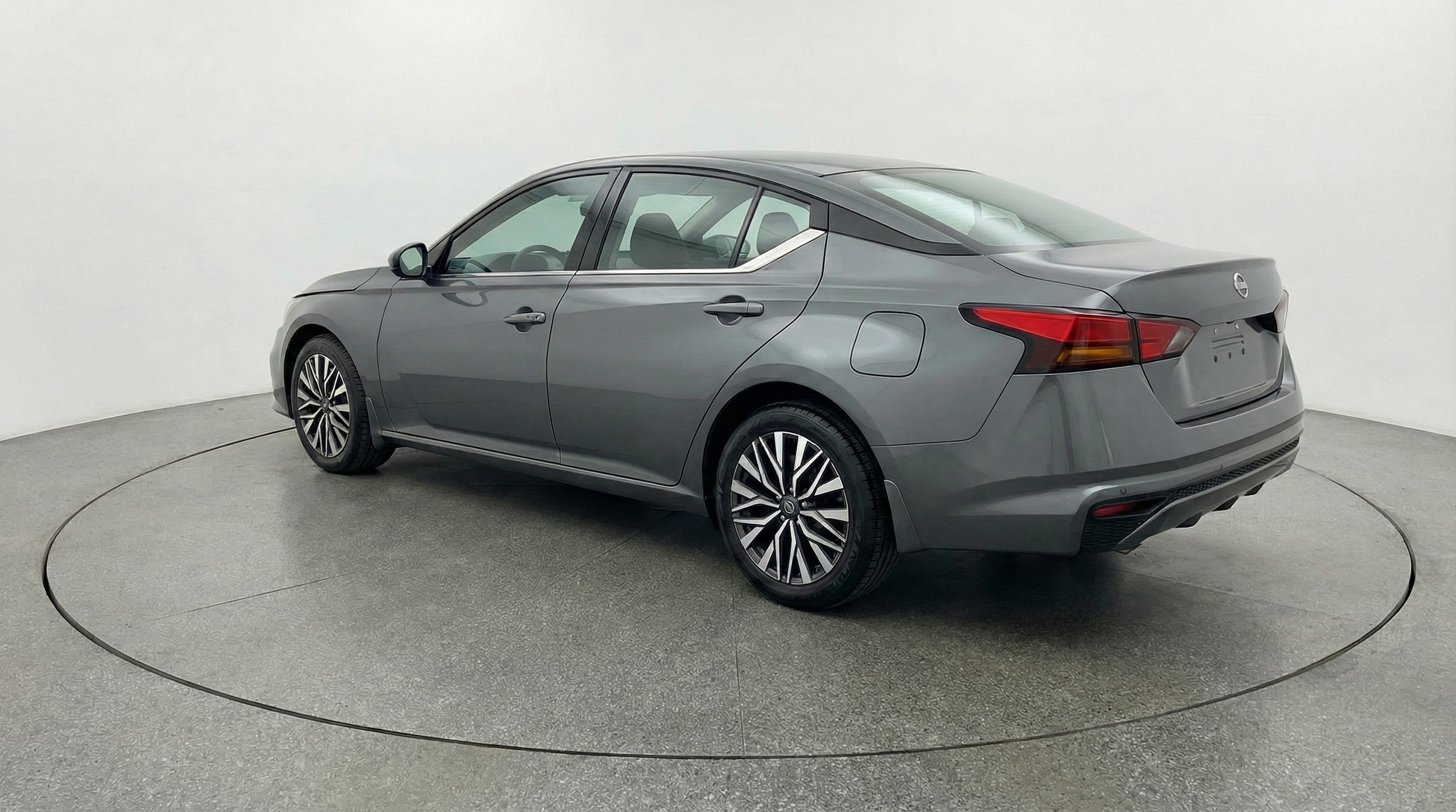 Thumbnail: 2025 Nissan Altima - 5