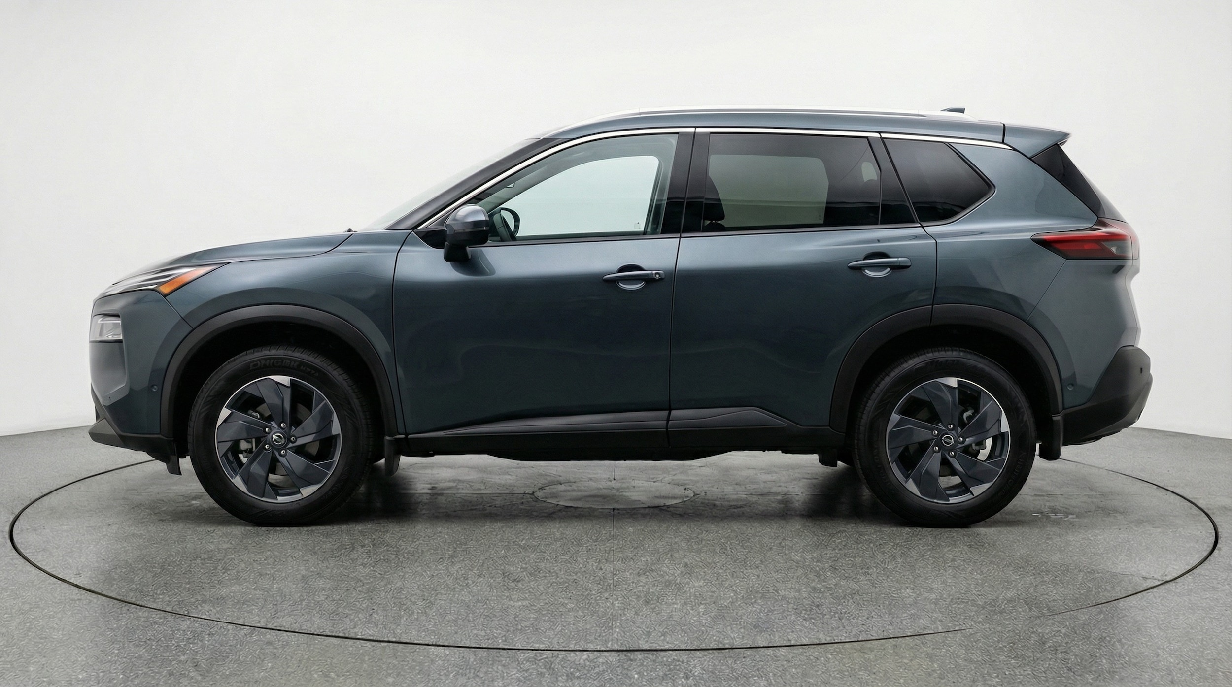 Thumbnail: 2025 Nissan Rogue - 4