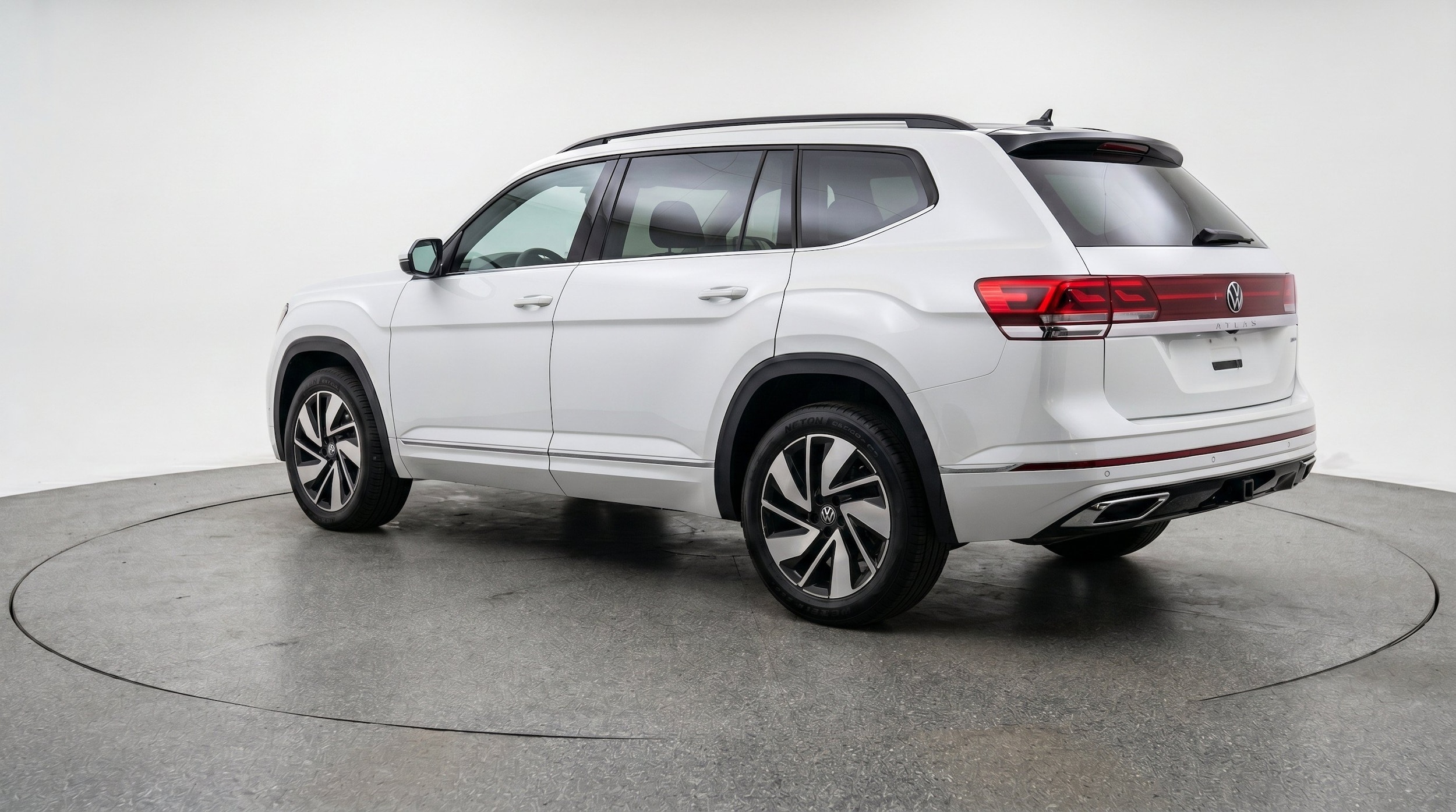Thumbnail: 2026 Volkswagen Atlas - 6