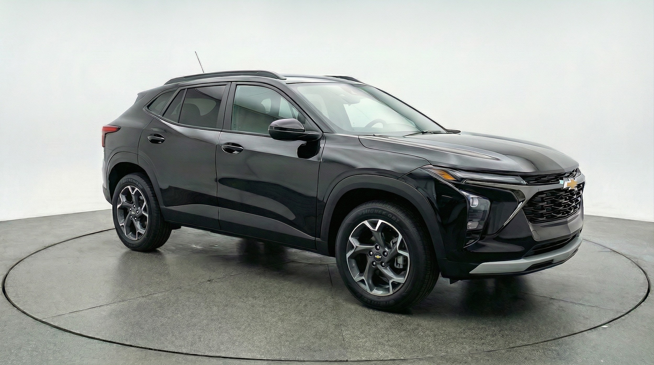 Thumbnail: 2025 Chevrolet Trax - 1