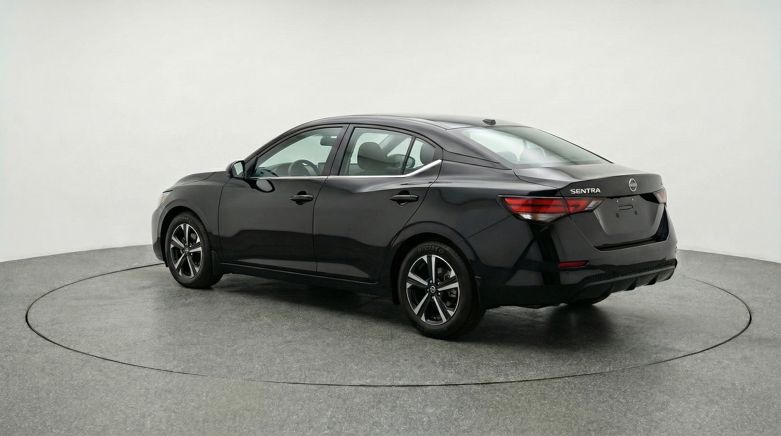 Thumbnail: 2025 Nissan Sentra - 5