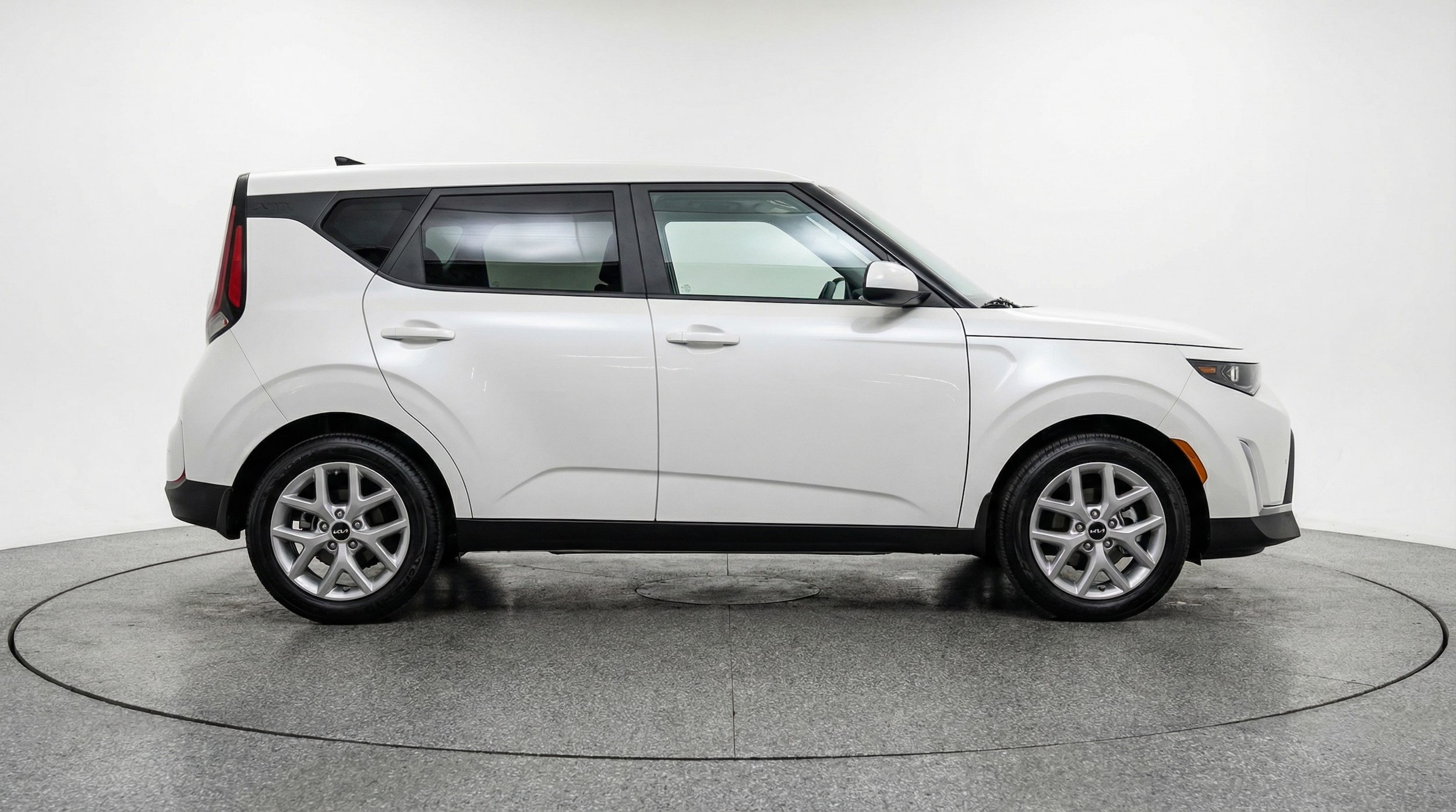 Thumbnail: 2025 Kia Soul - 8