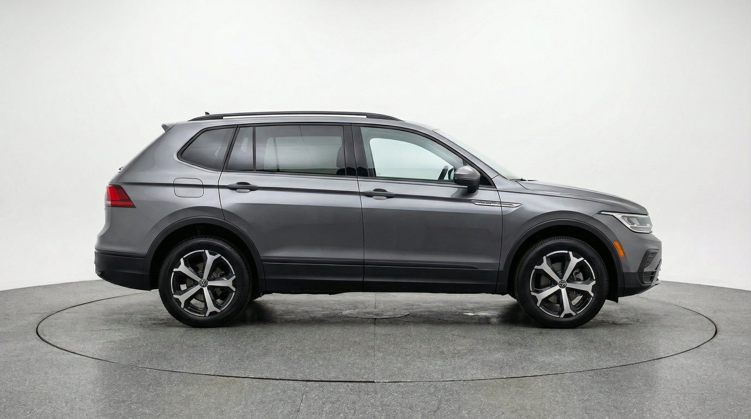 Thumbnail: 2026 Volkswagen Tiguan - 11