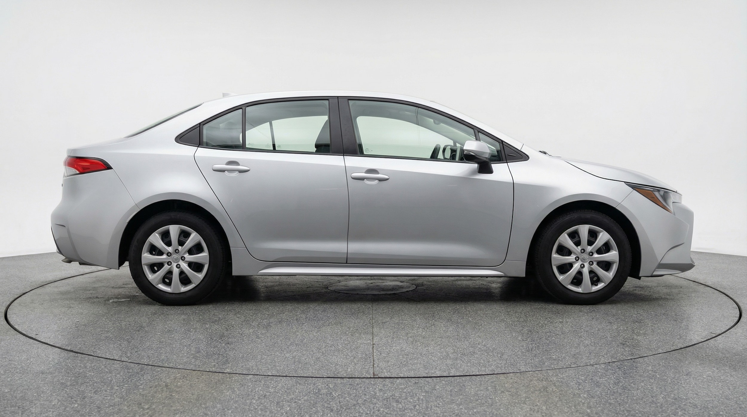 Thumbnail: 2025 Toyota Corolla - 8