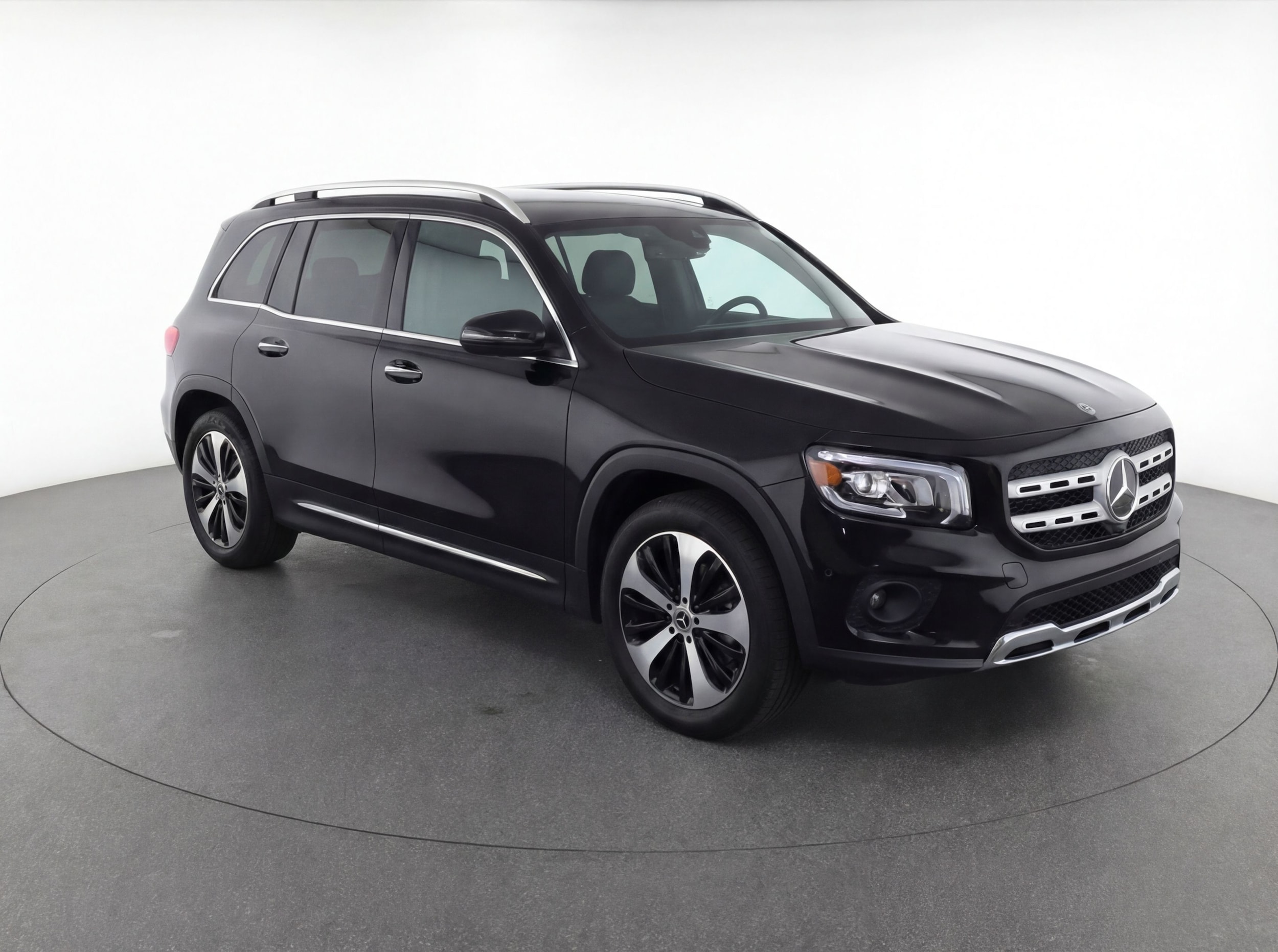 Thumbnail: 2025 Mercedes-Benz GLB - 1