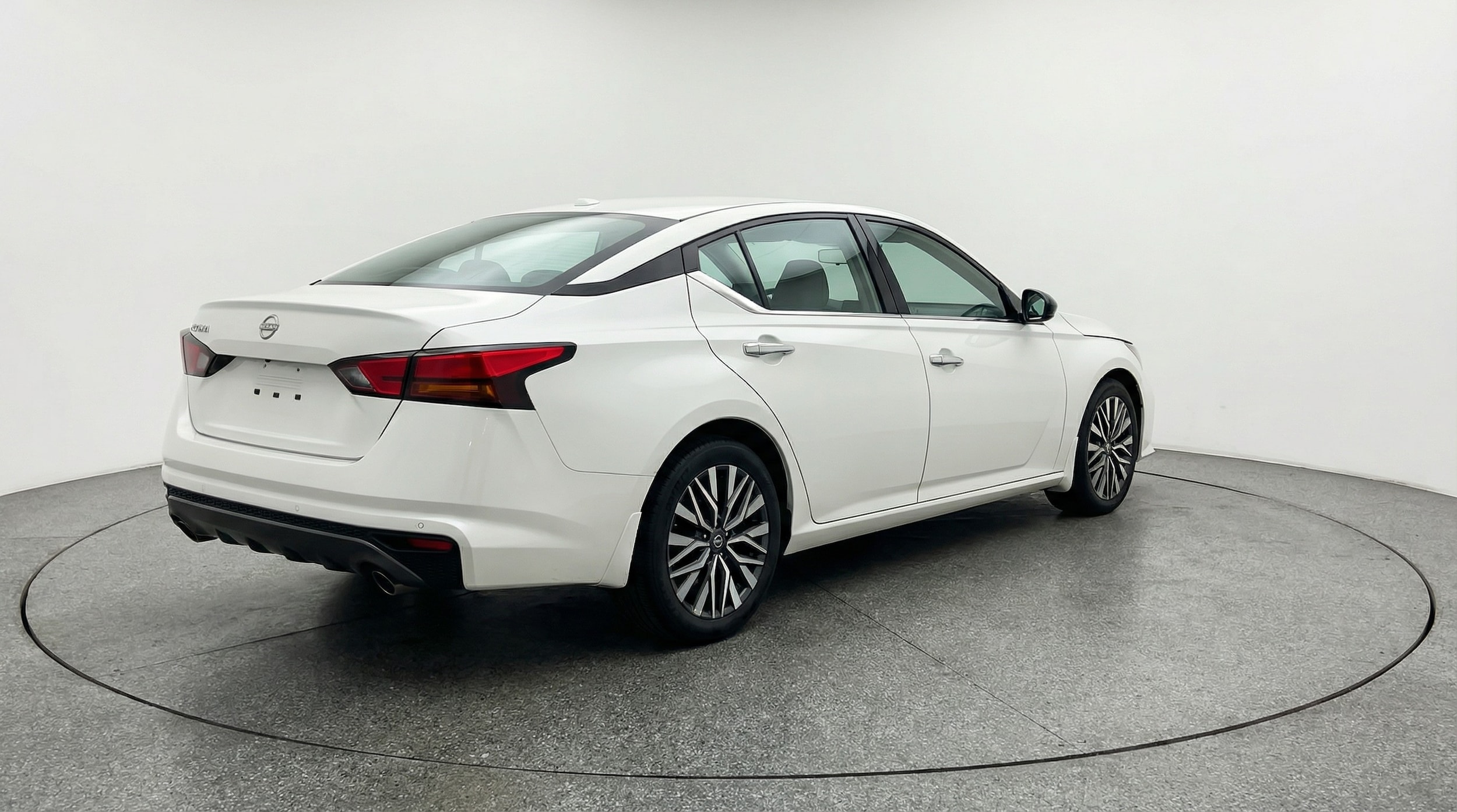 Thumbnail: 2025 Nissan Altima - 7