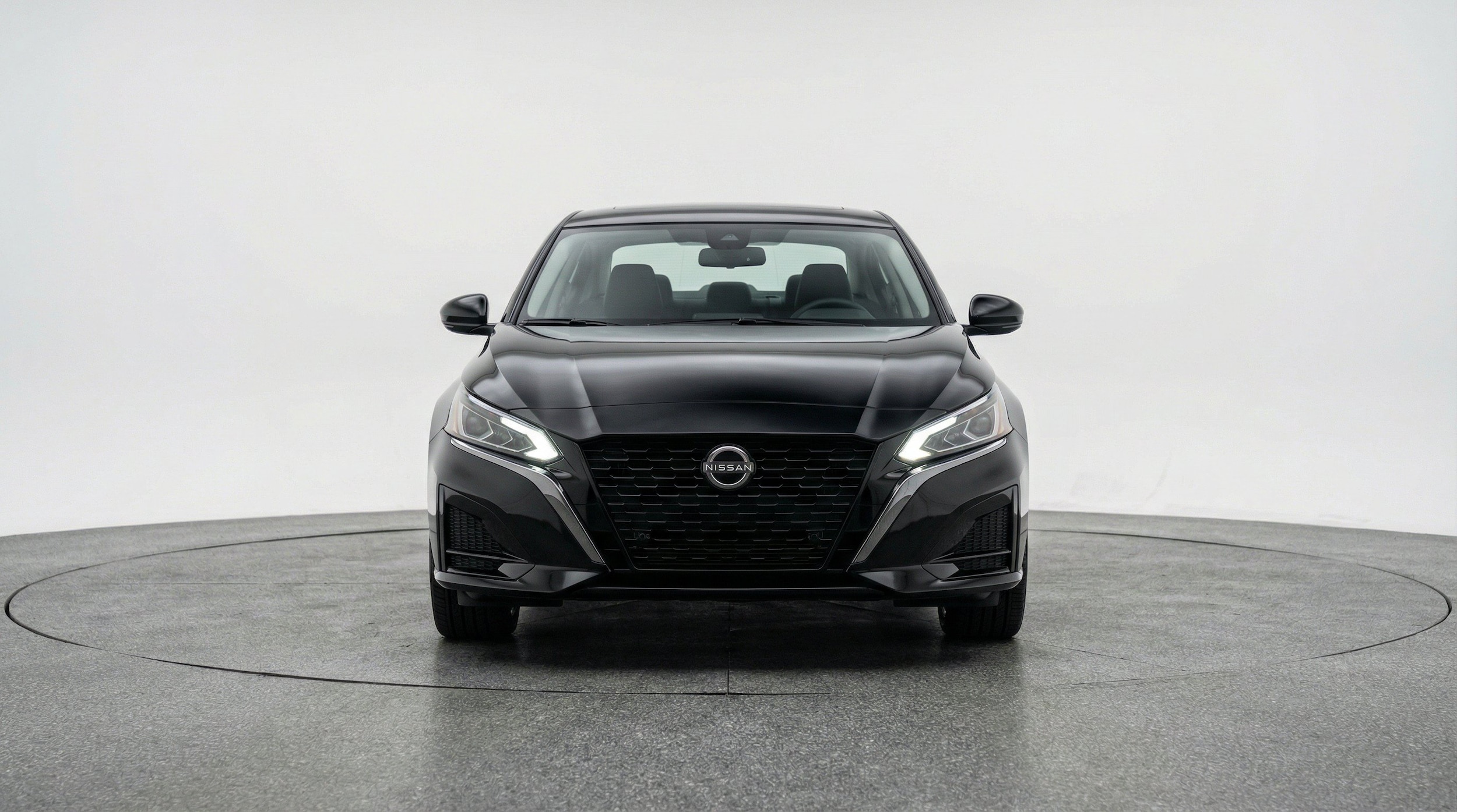 Thumbnail: 2025 Nissan Altima - 2