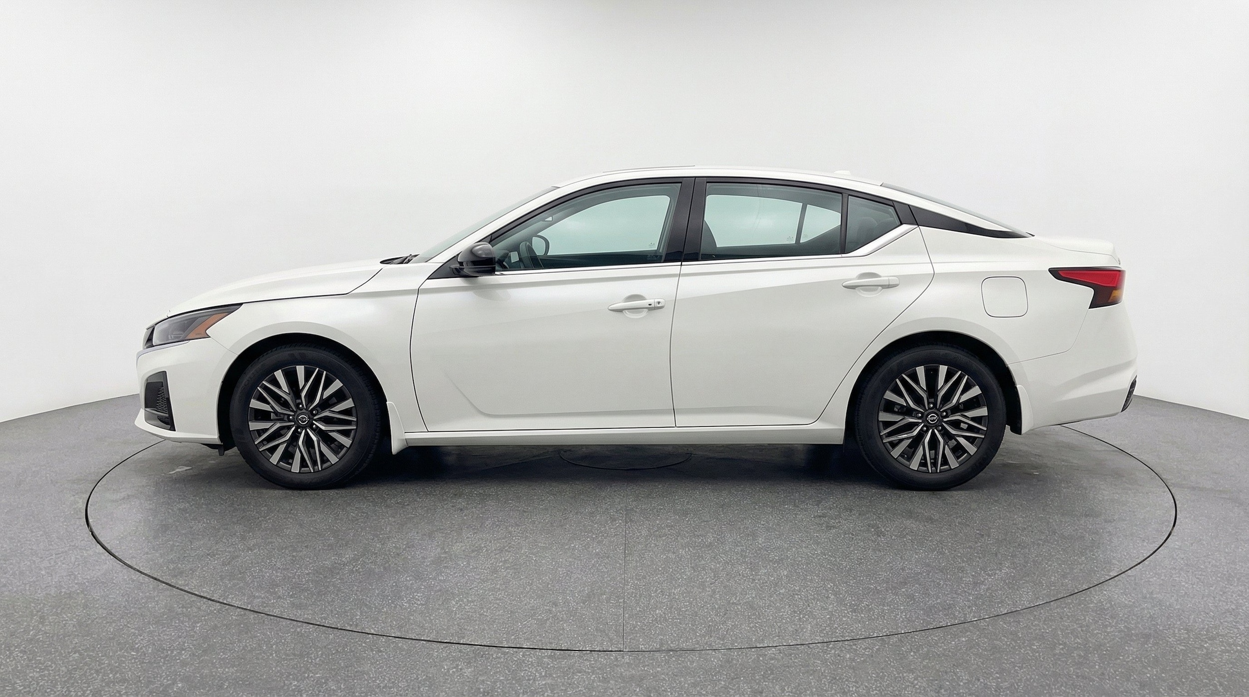 Thumbnail: 2026 Nissan Altima - 5