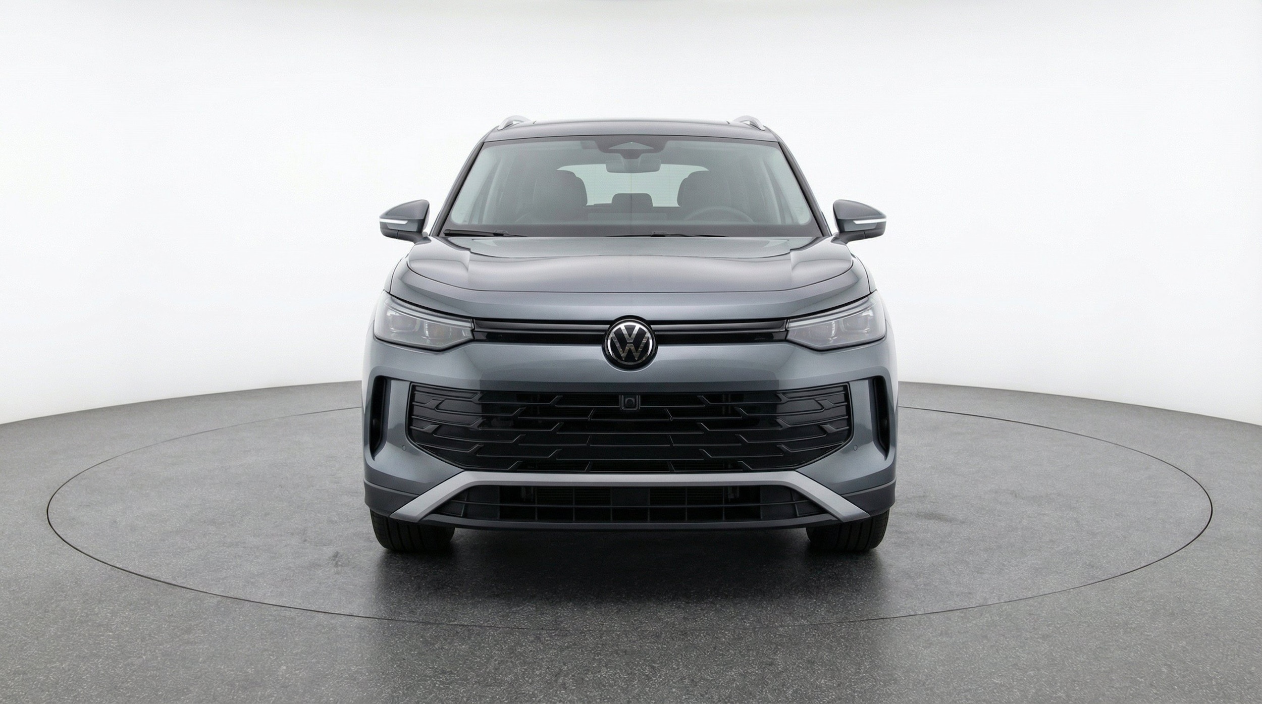 Thumbnail: 2026 Volkswagen Tiguan - 2