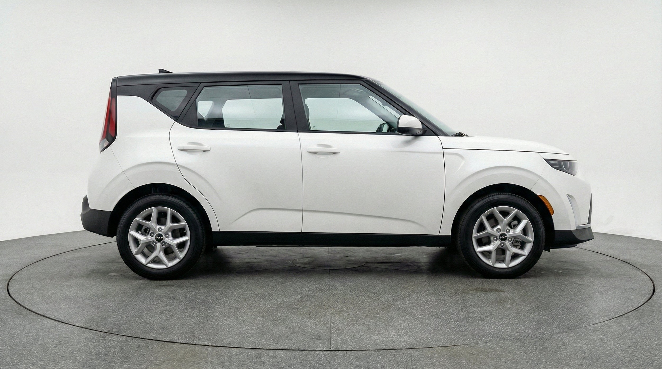 Thumbnail: 2025 Kia Soul - 11