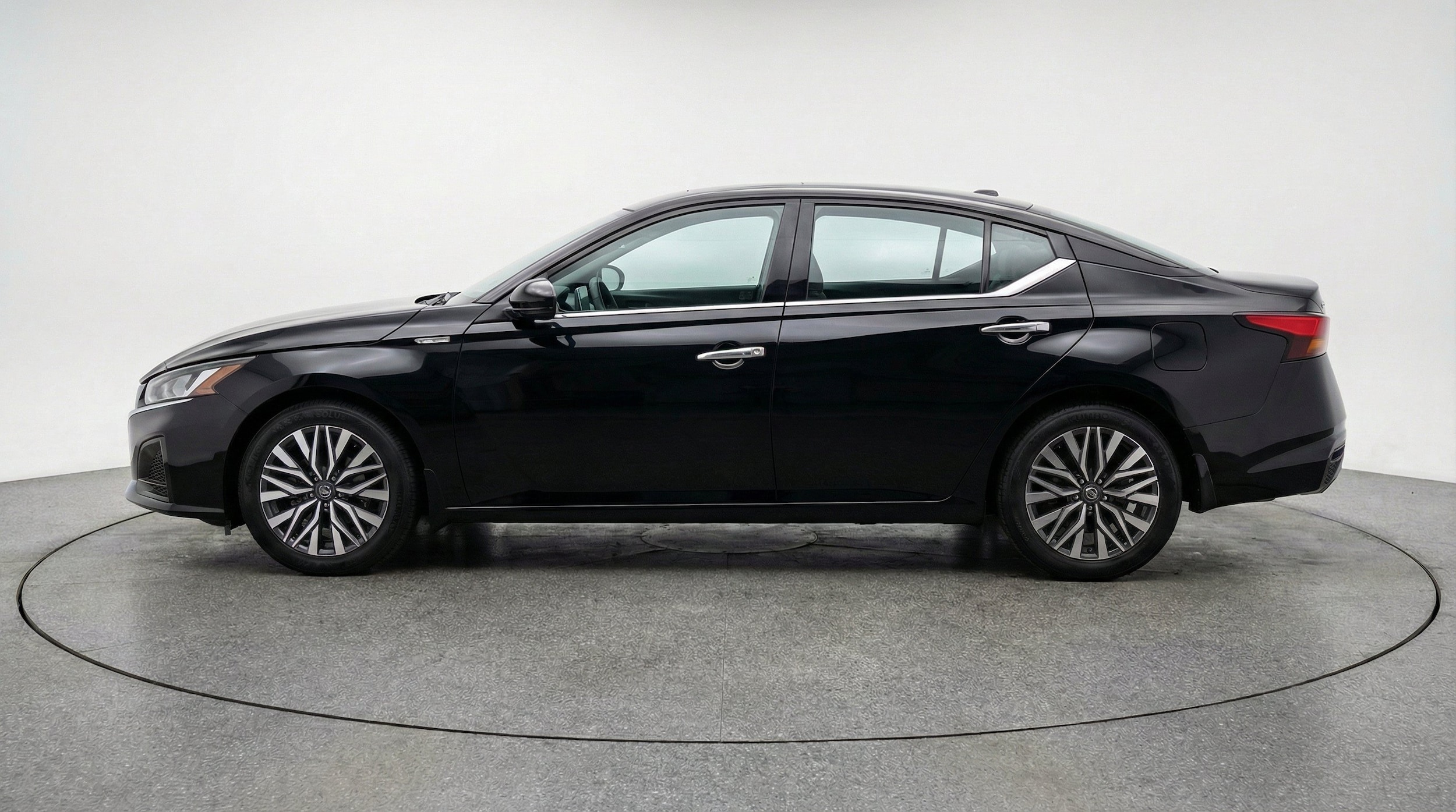 Thumbnail: 2026 Nissan Altima - 5