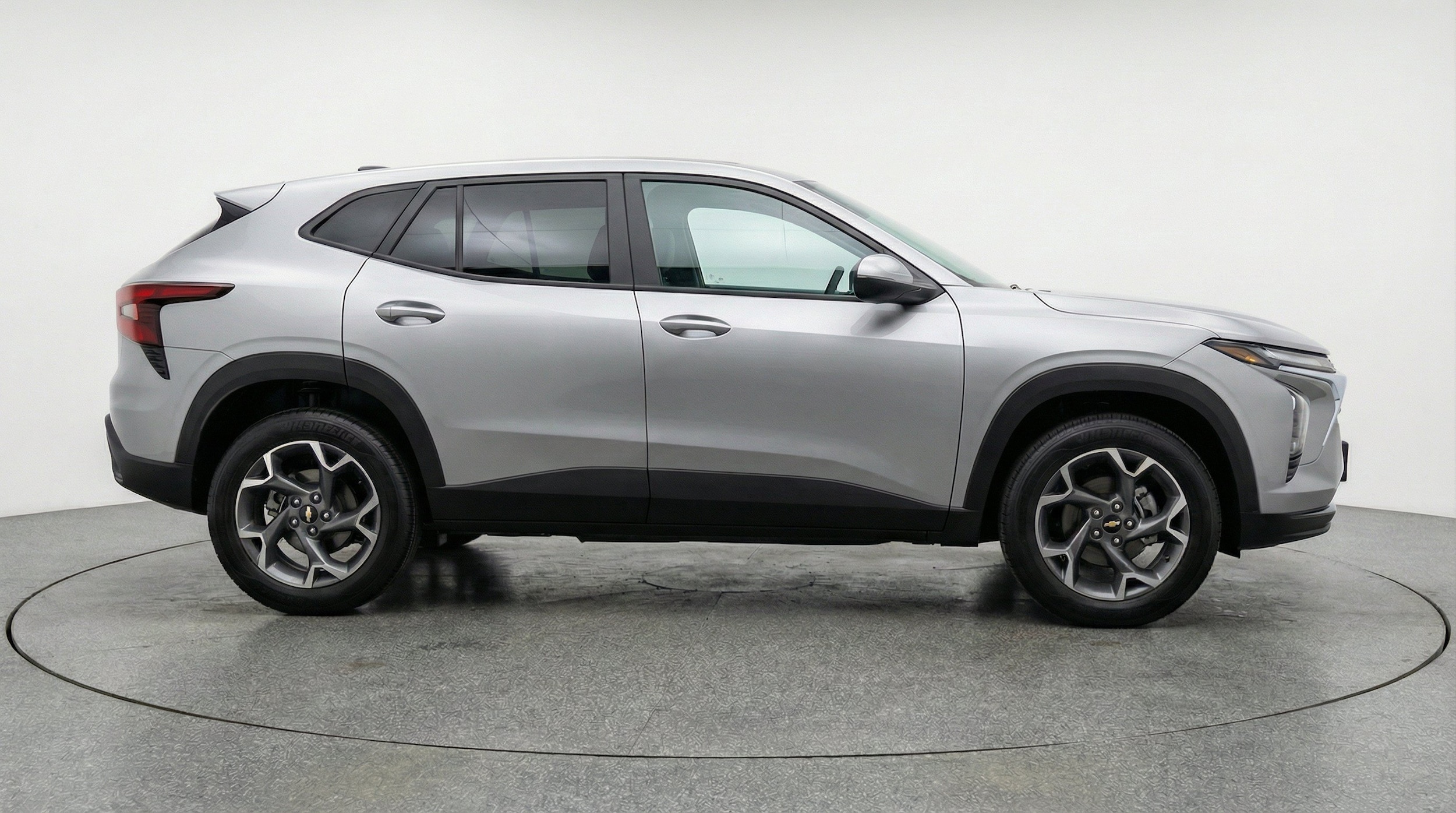 Thumbnail: 2025 Chevrolet Trax - 11