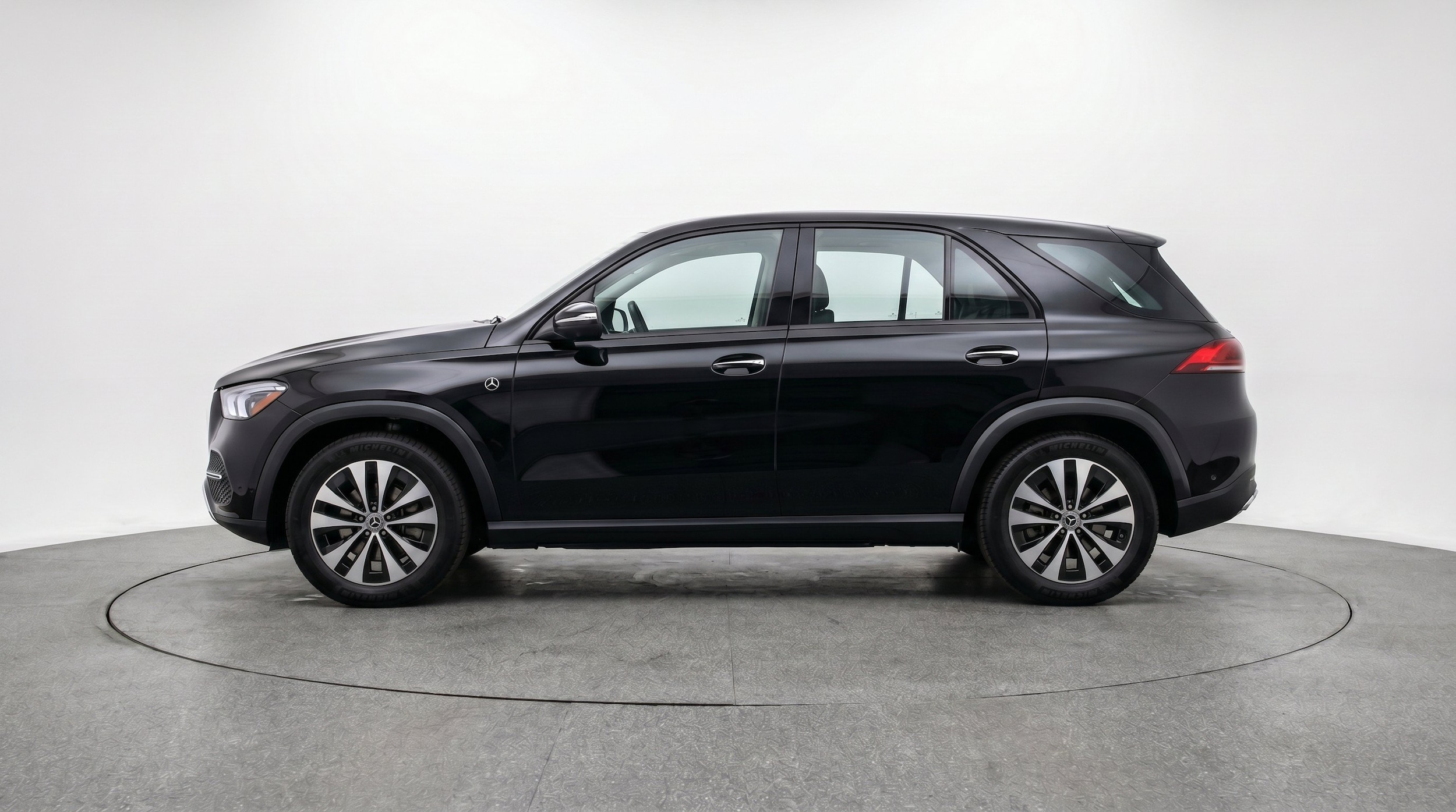 Thumbnail: 2026 Mercedes-Benz GLE - 5