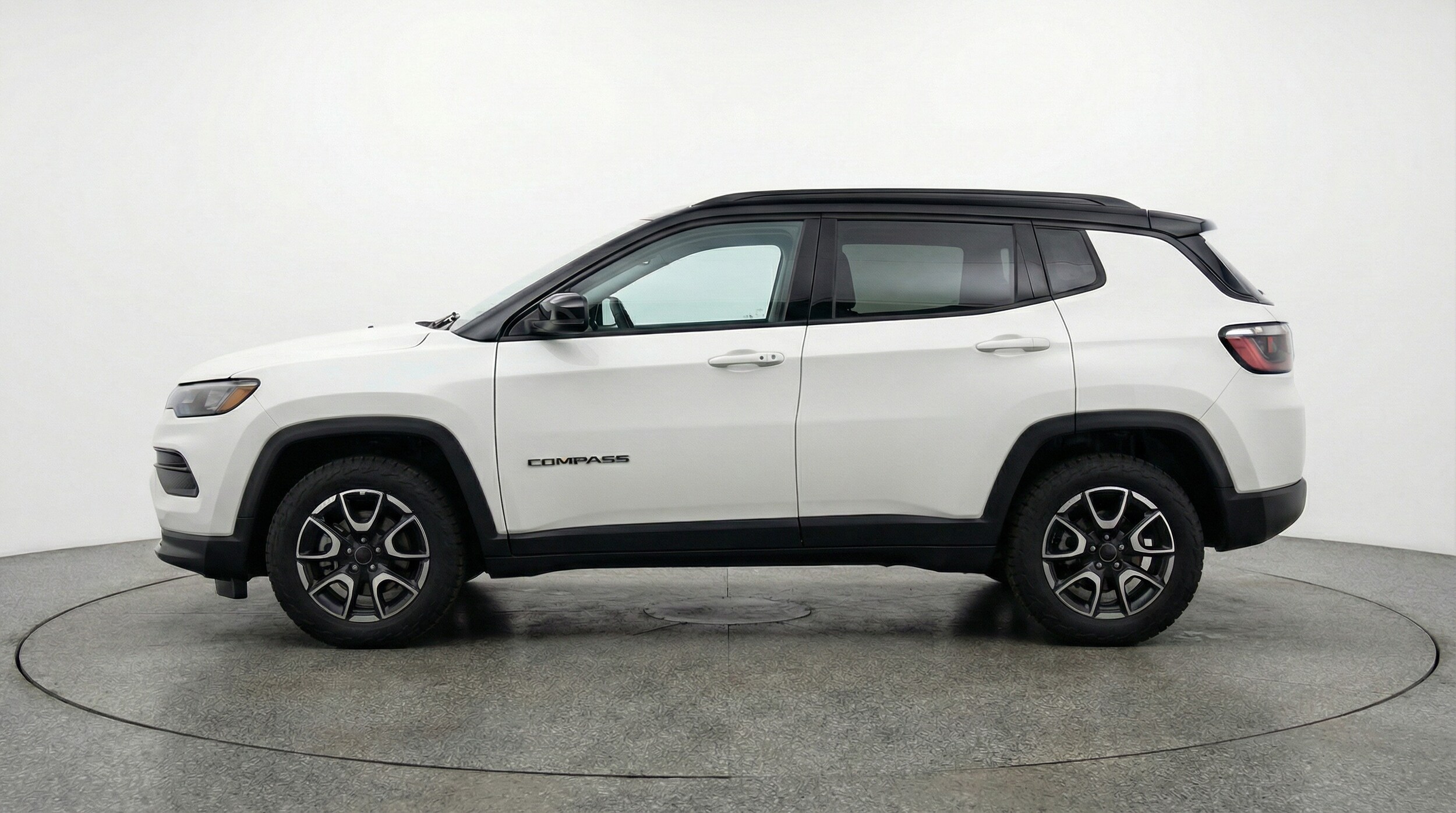 Thumbnail: 2025 Jeep Compass - 4