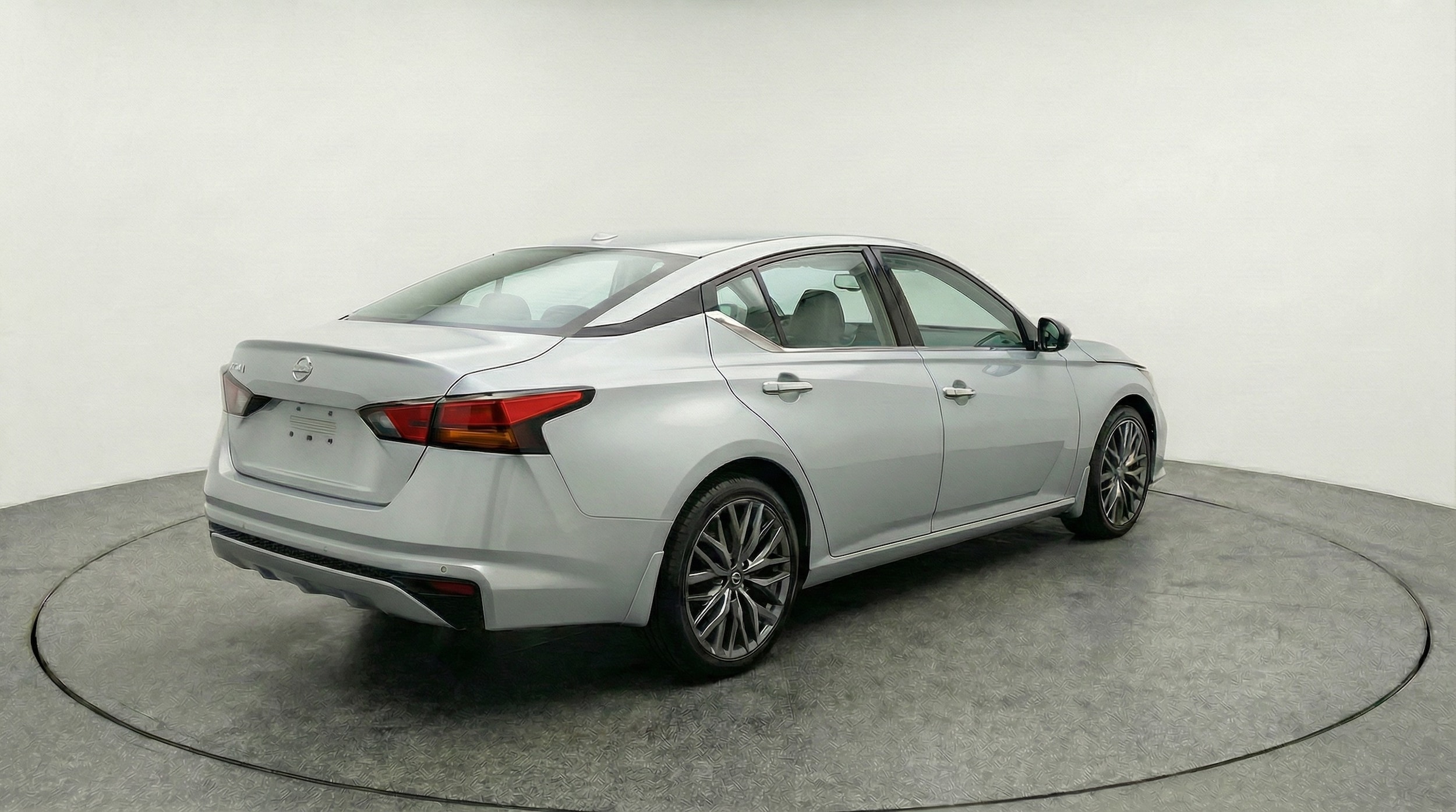 Thumbnail: 2025 Nissan Altima - 7