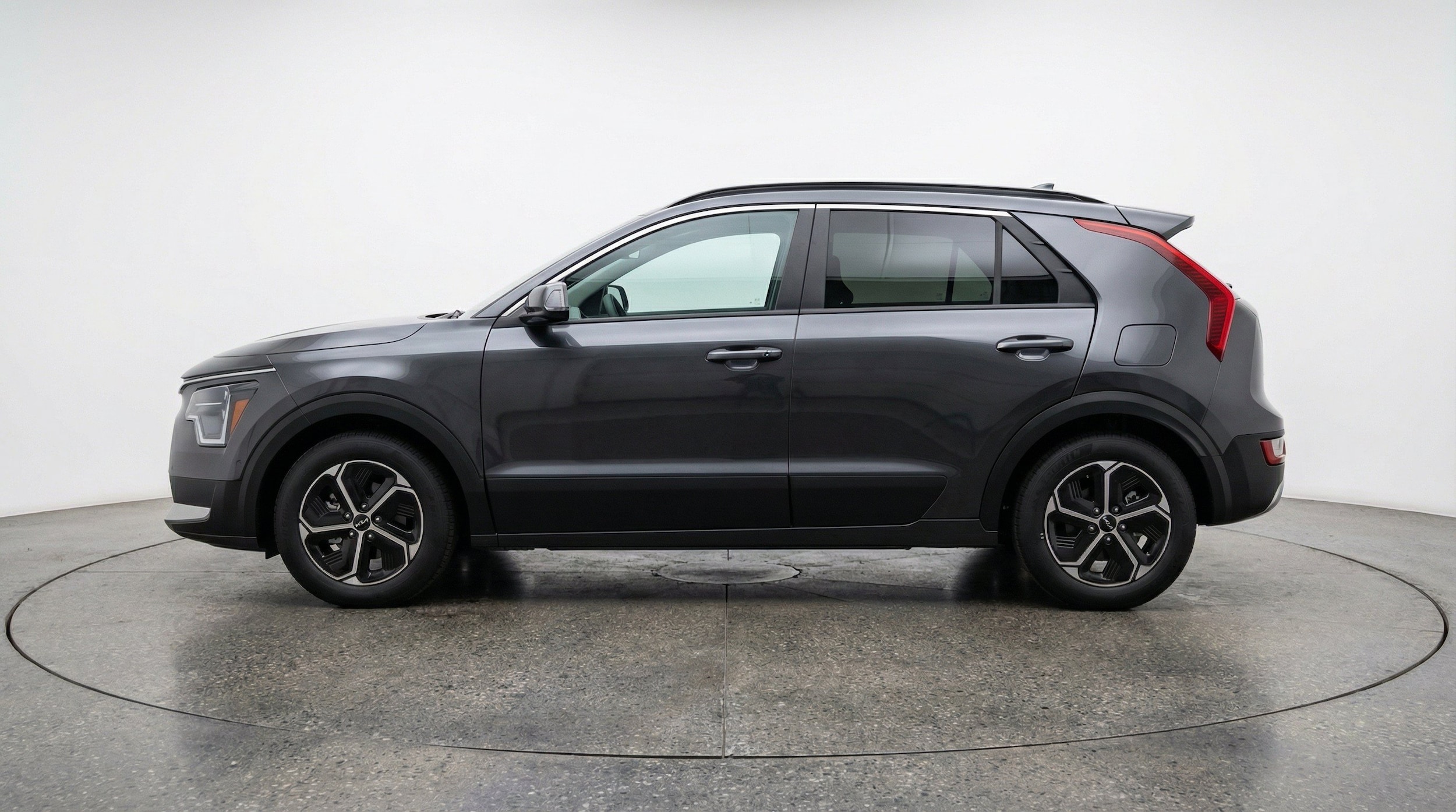 Thumbnail: 2026 Kia Niro - 5