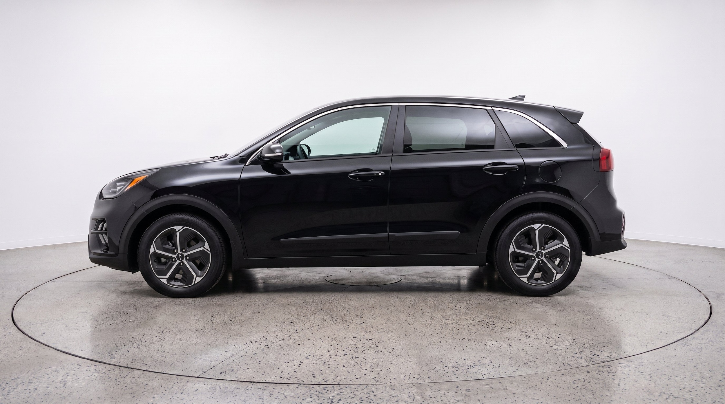 Thumbnail: 2026 Kia Niro - 5