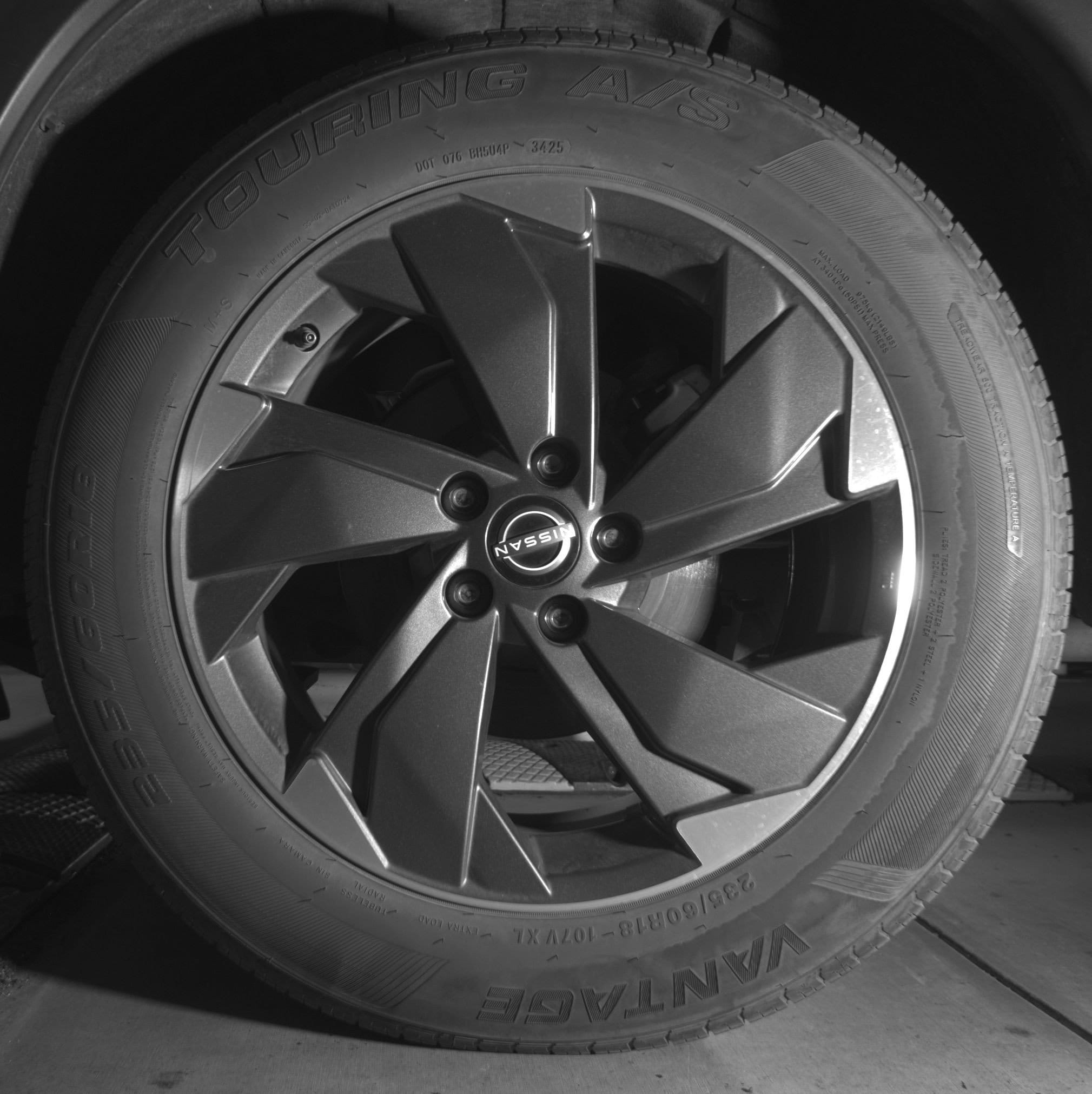 Thumbnail: 2025 Nissan Rogue - 14
