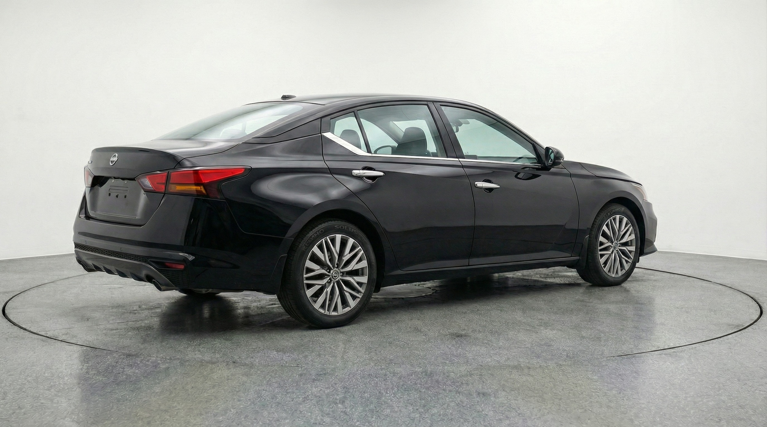 Thumbnail: 2025 Nissan Altima - 7