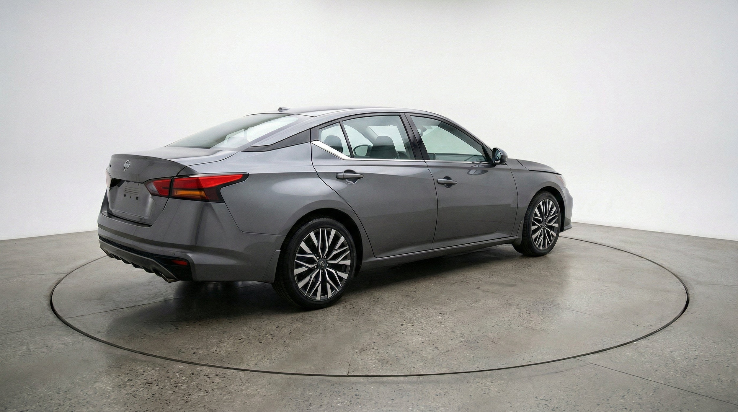 Thumbnail: 2025 Nissan Altima - 9