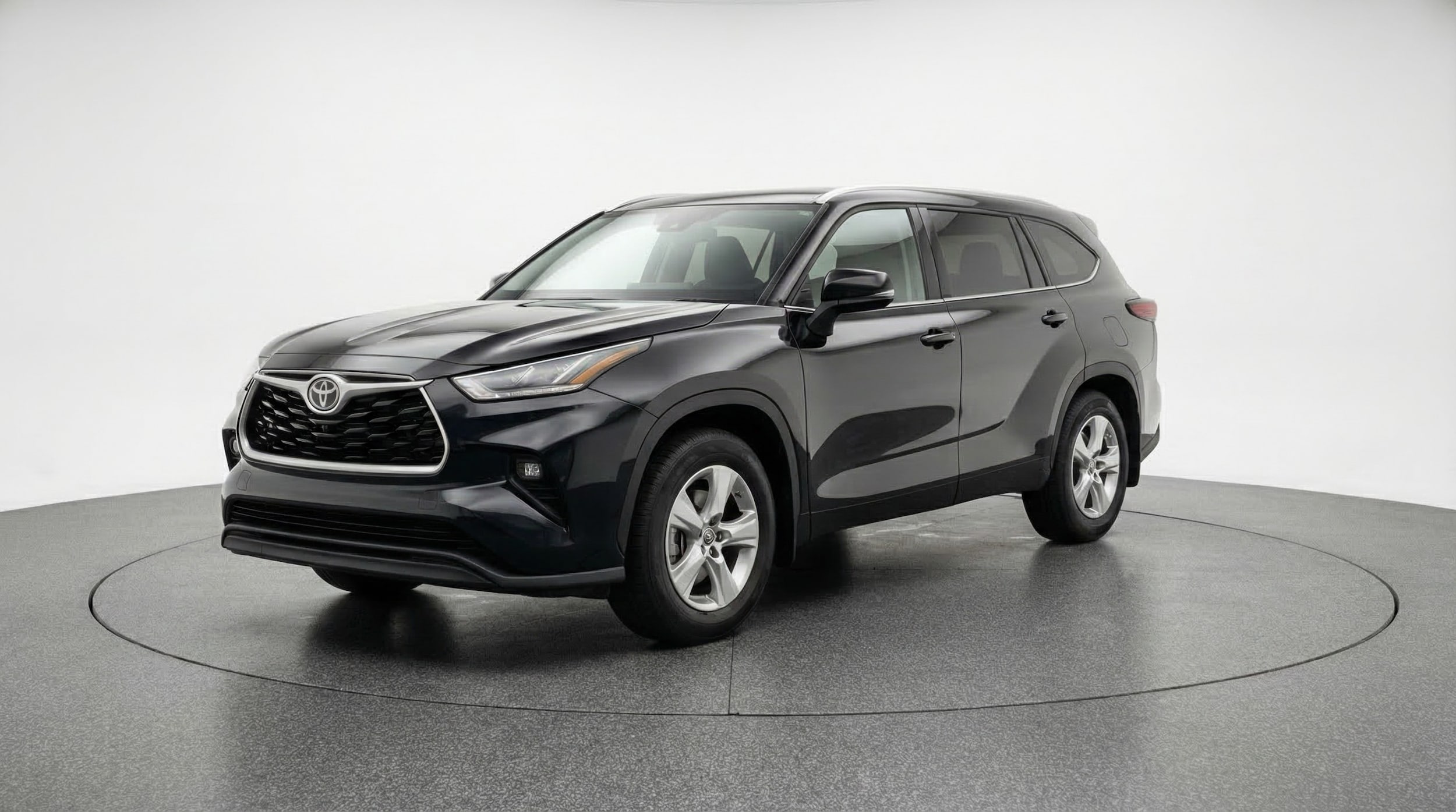 Thumbnail: 2025 Toyota Highlander - 3