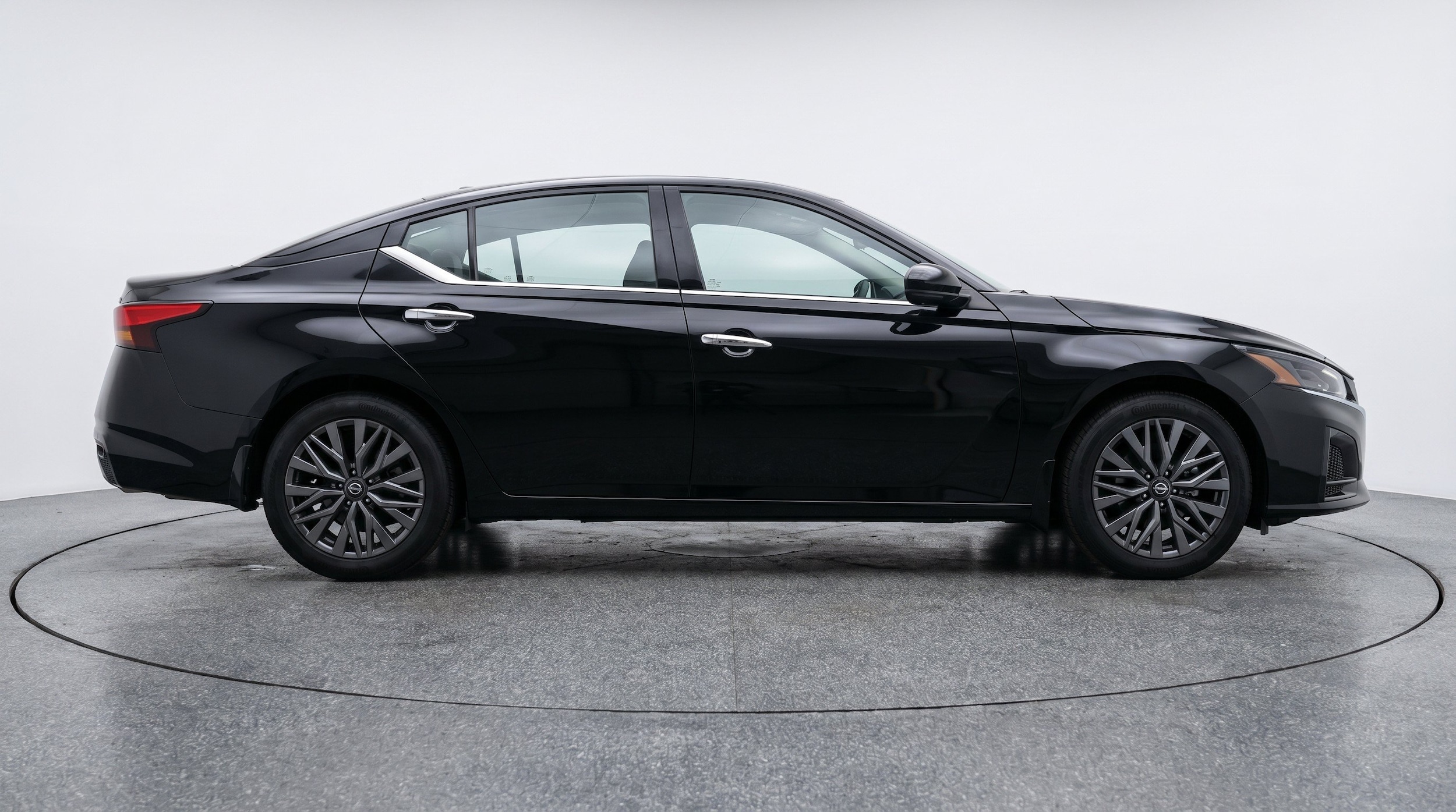 Thumbnail: 2025 Nissan Altima - 11