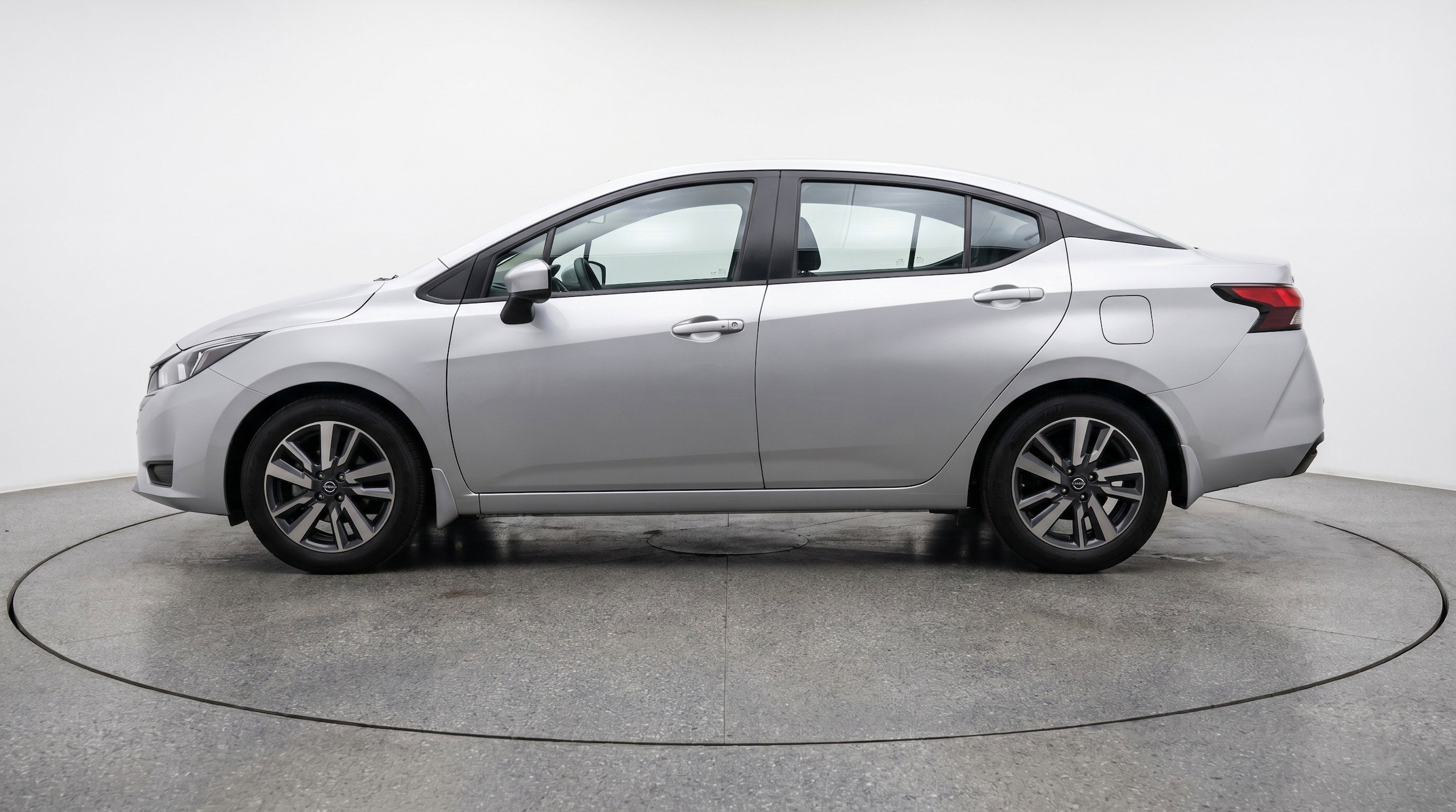 Thumbnail: 2025 Nissan Versa - 5