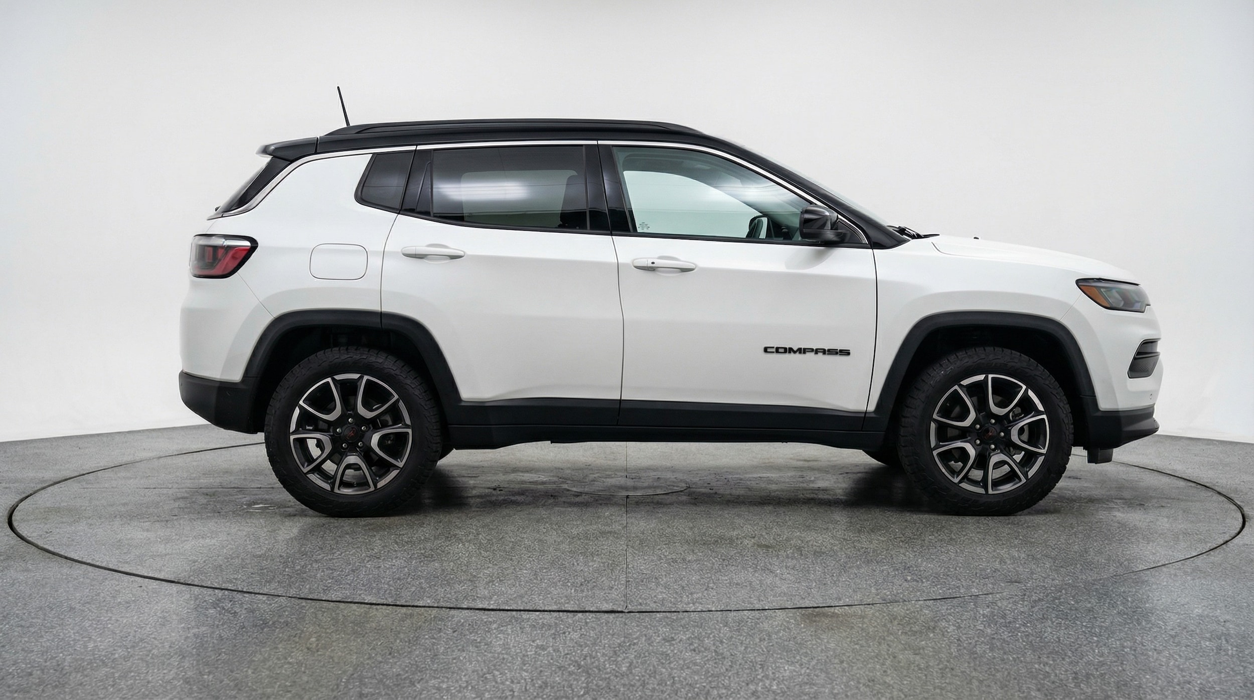 Thumbnail: 2025 Jeep Compass - 8