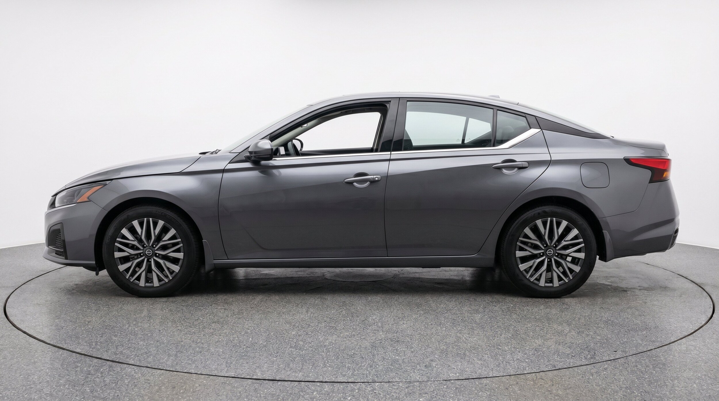 Thumbnail: 2026 Nissan Altima - 5
