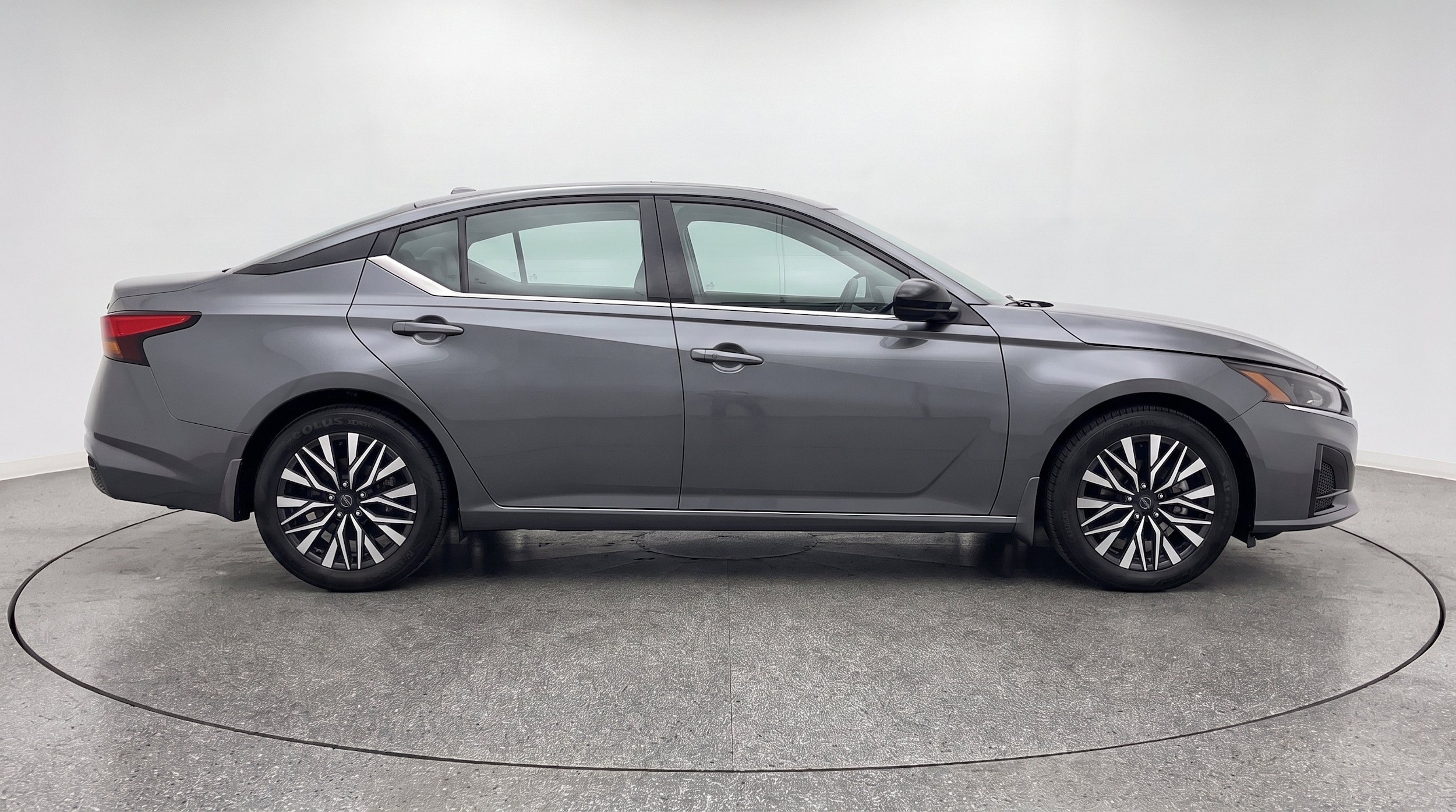 Thumbnail: 2025 Nissan Altima - 10