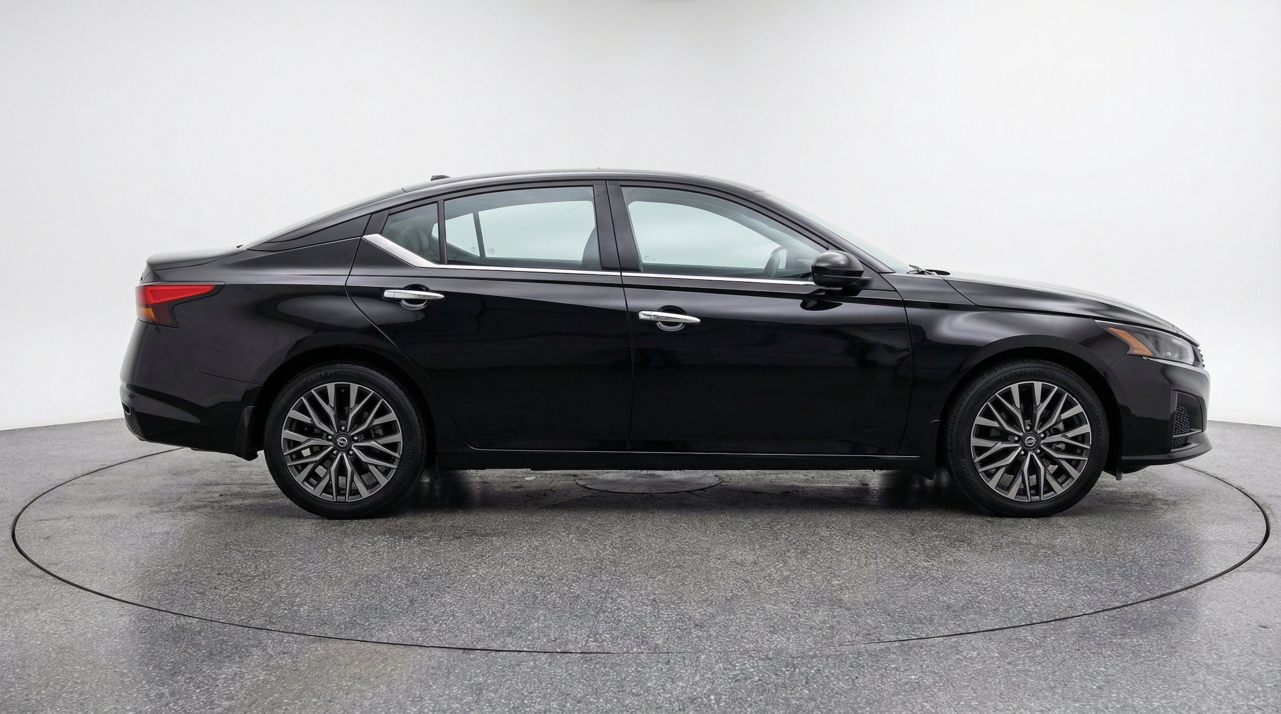 Thumbnail: 2025 Nissan Altima - 11