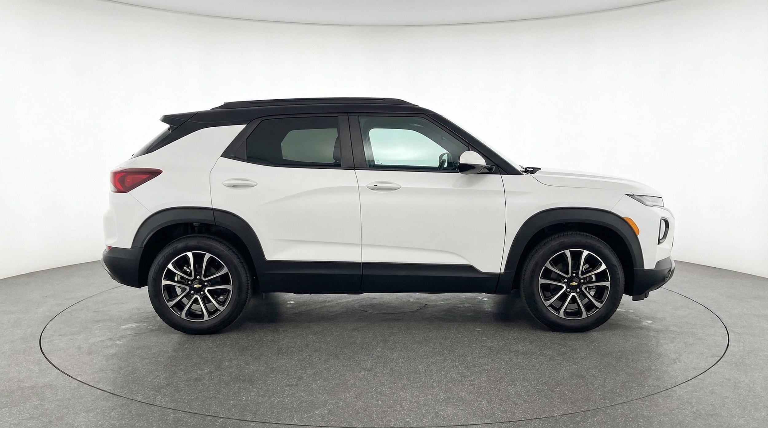 Thumbnail: 2025 Chevrolet TrailBlazer - 8