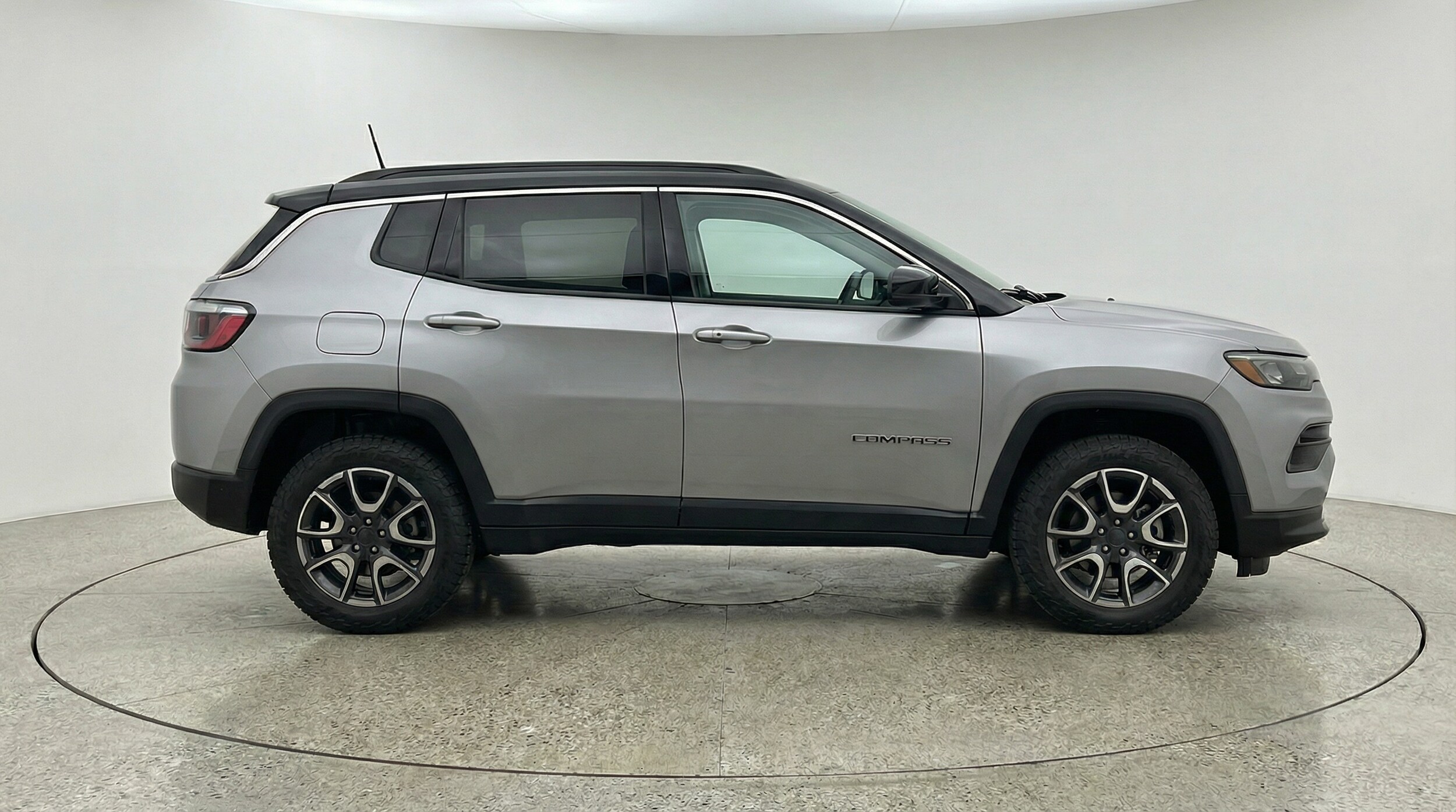 Thumbnail: 2025 Jeep Compass - 8