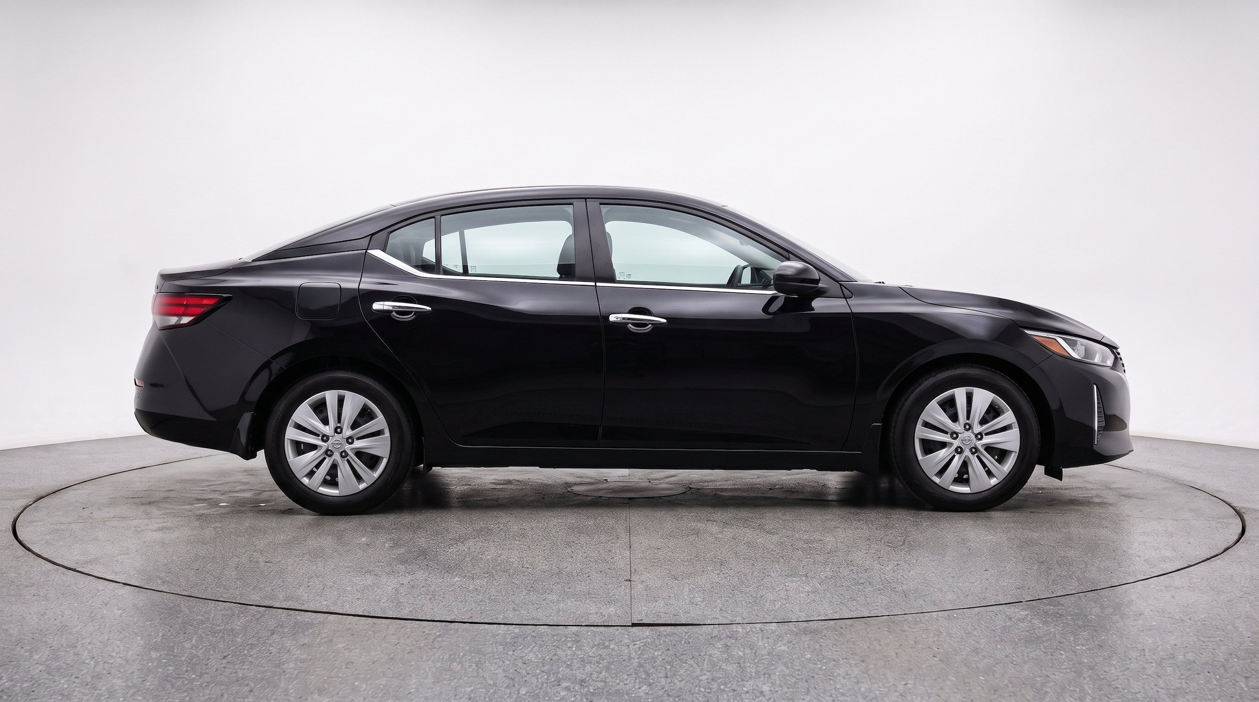 Thumbnail: 2025 Nissan Sentra - 10
