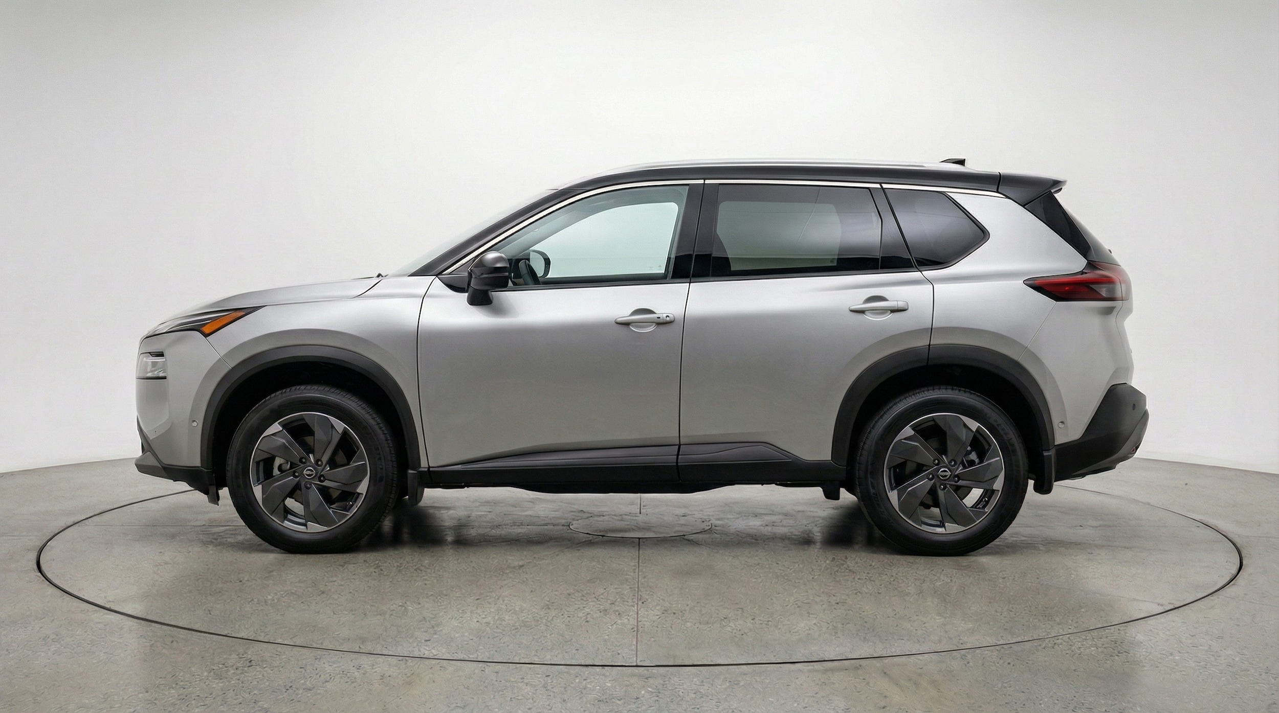 Thumbnail: 2025 Nissan Rogue - 4