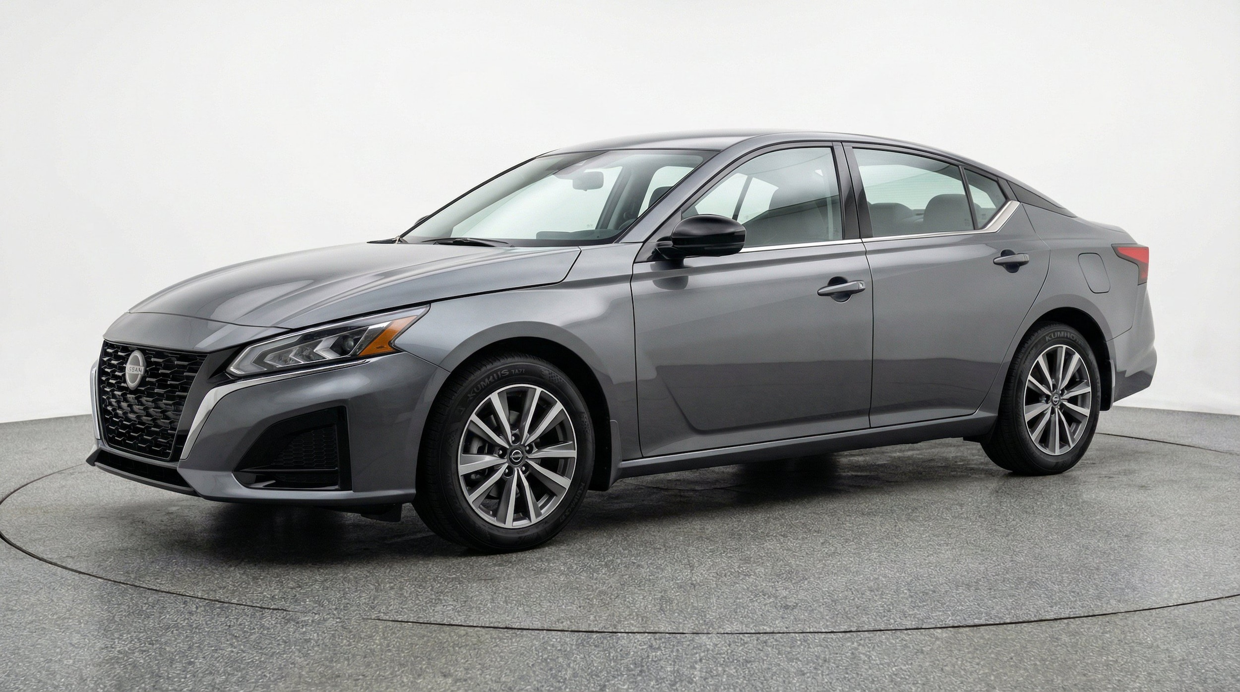 Thumbnail: 2025 Nissan Altima - 3