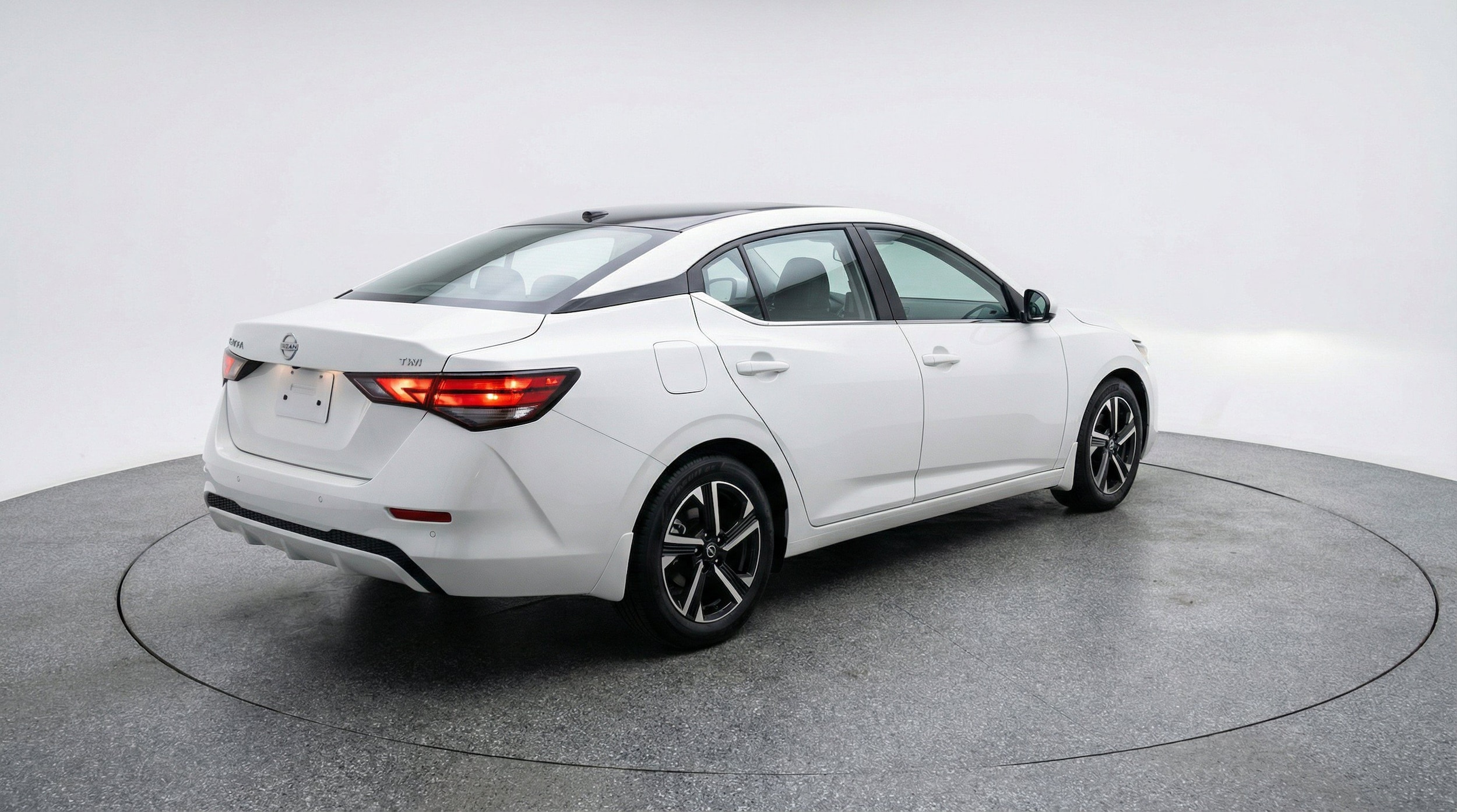 Thumbnail: 2025 Nissan Sentra - 9
