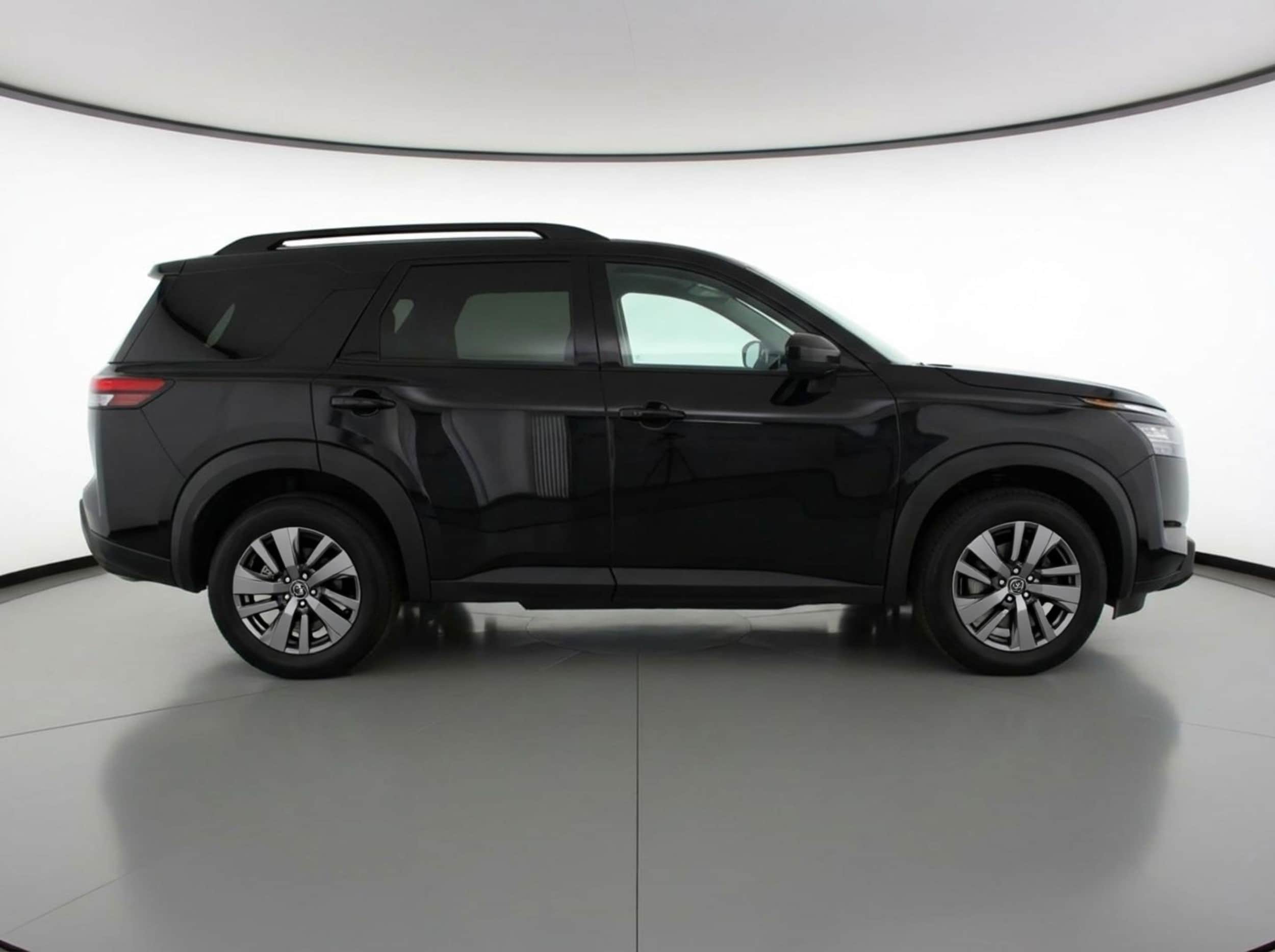 Thumbnail: 2025 Nissan Pathfinder - 11