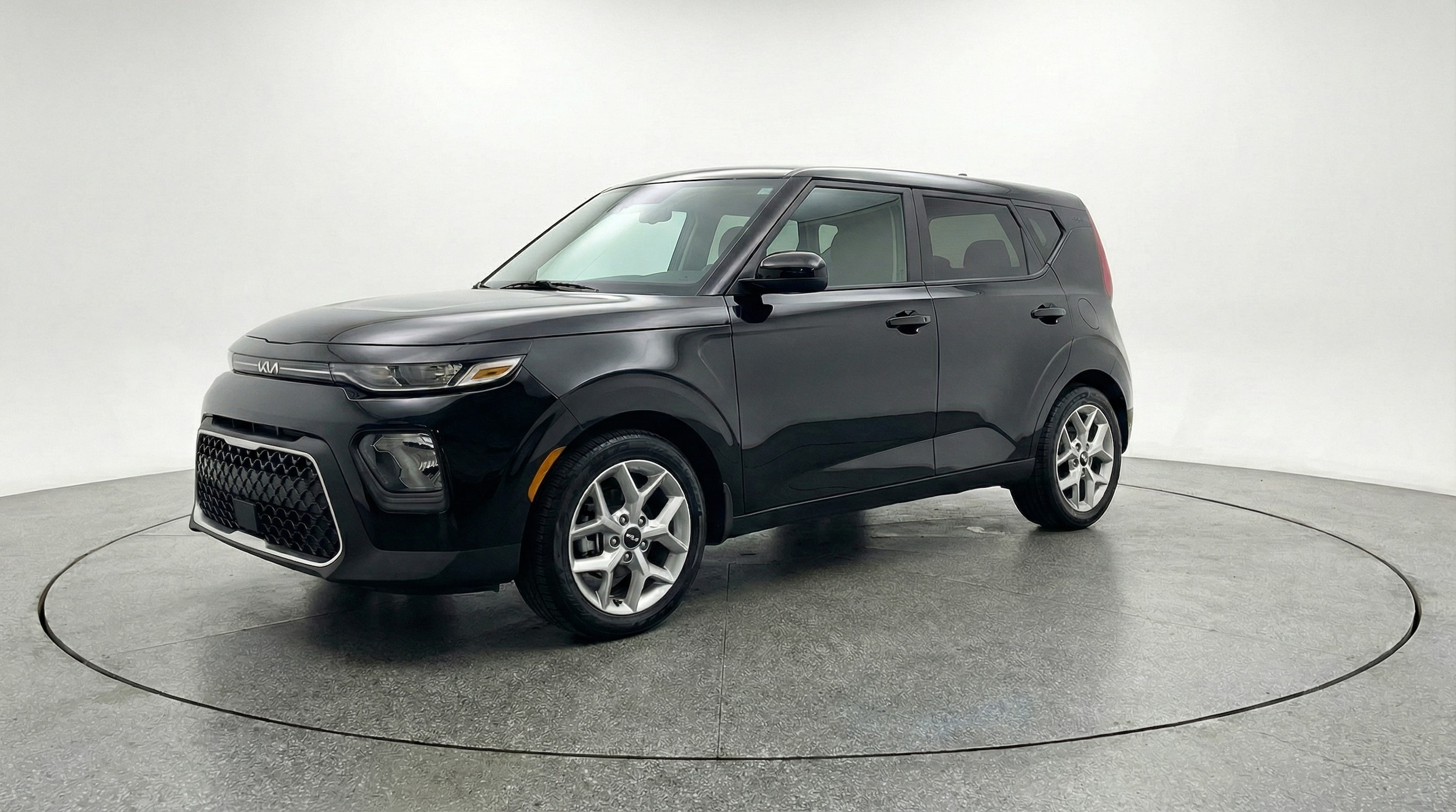 Thumbnail: 2025 Kia Soul - 3