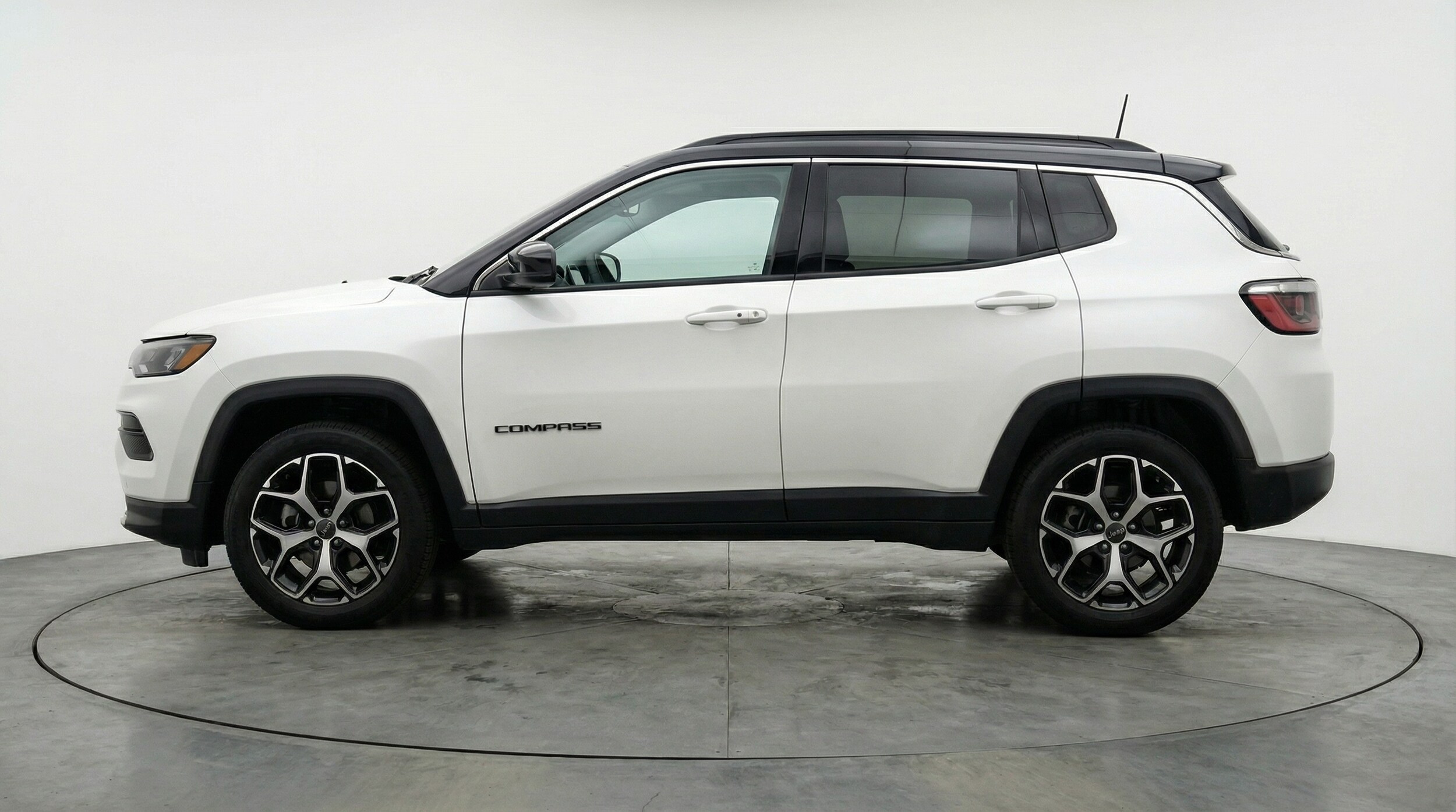 Thumbnail: 2025 Jeep Compass - 4