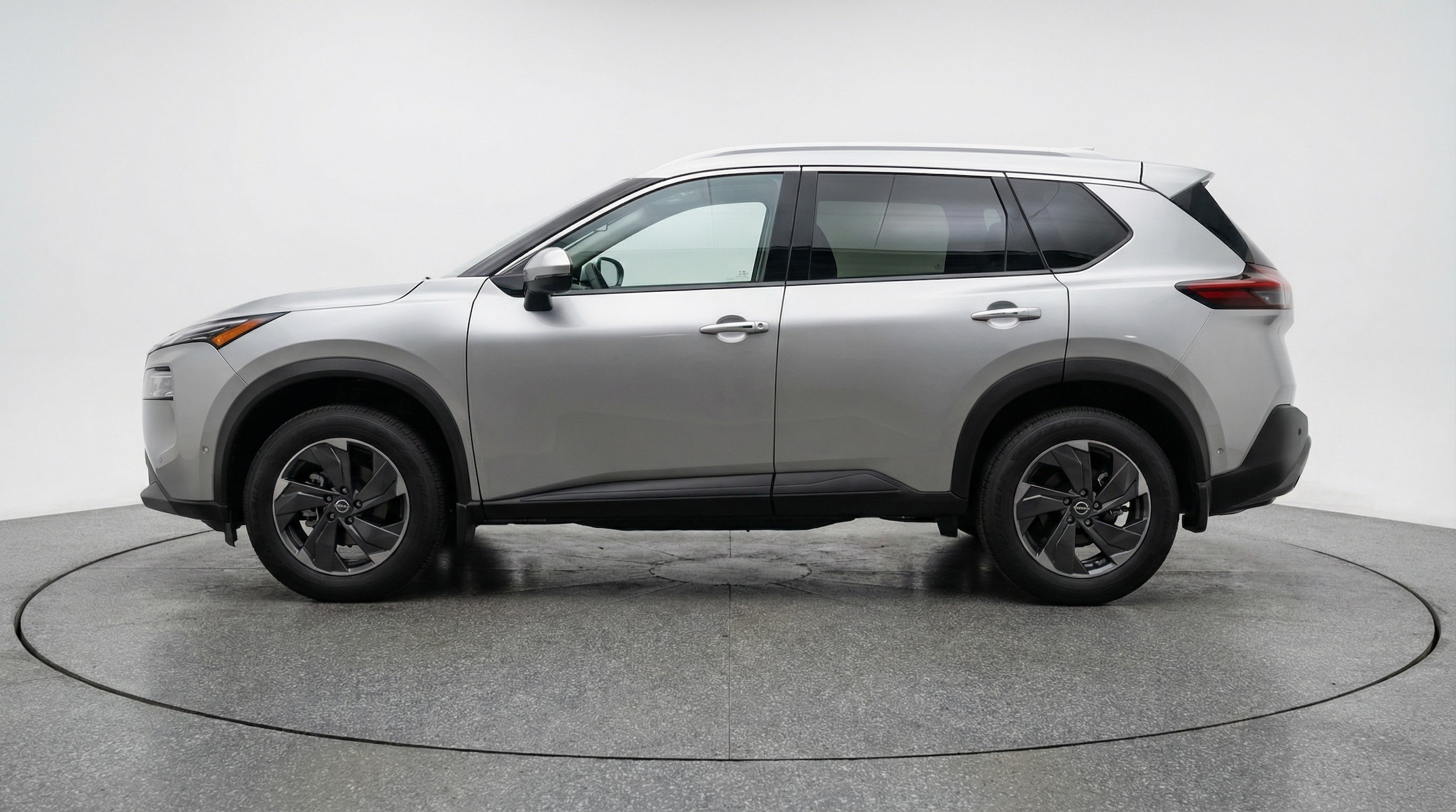 Thumbnail: 2025 Nissan Rogue - 4